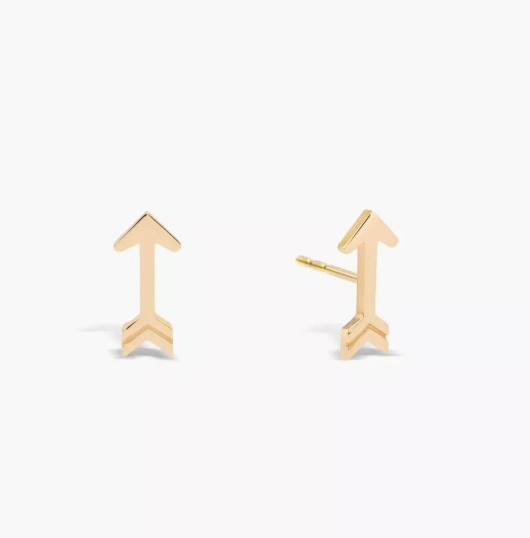 Gold Arrow Earrings 14K Stud Yellow Gold Minimalist Earring Set Birthday Gift. For Sale 4