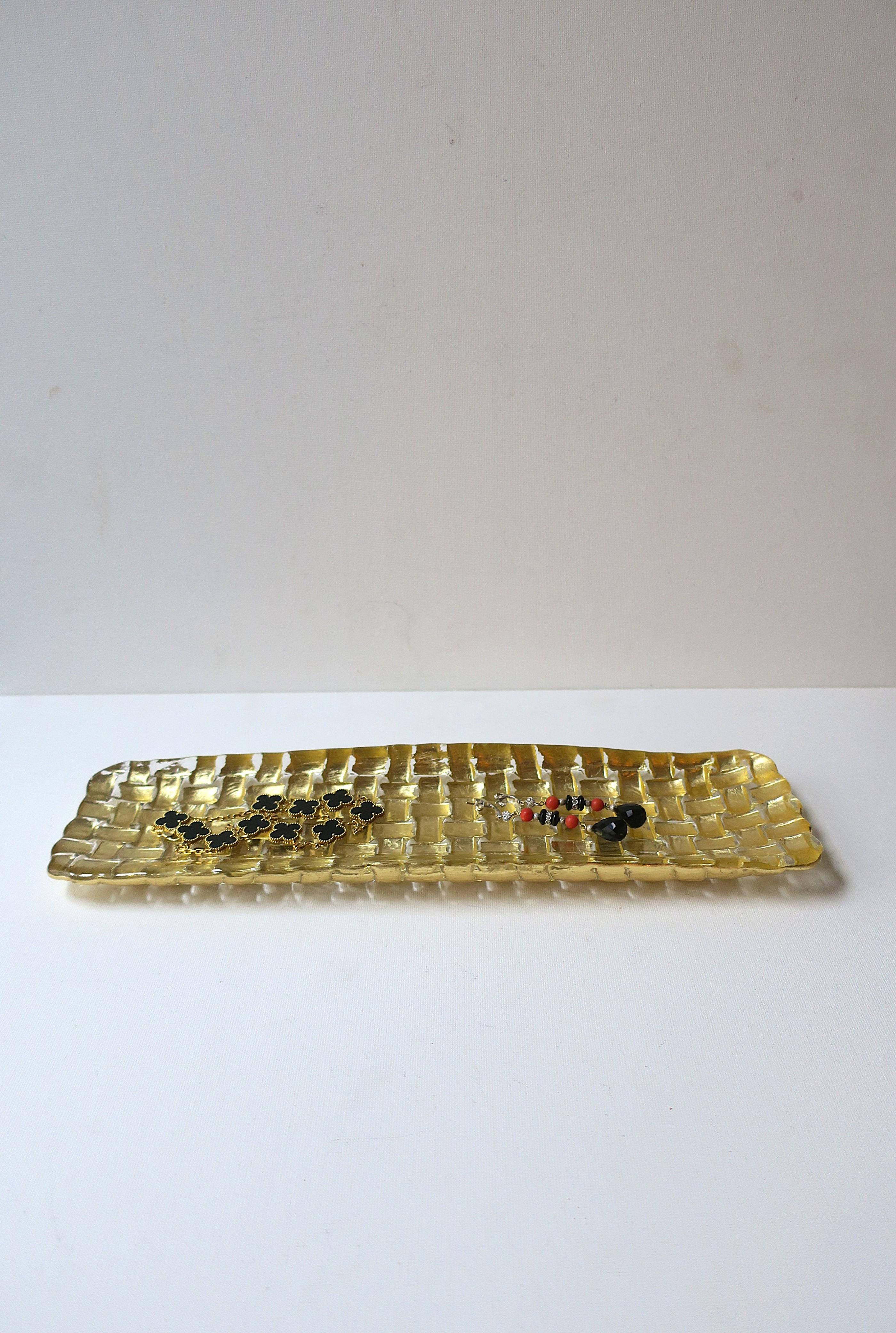 Gold-Kunstglas-Tablett im Zustand „Gut“ im Angebot in New York, NY