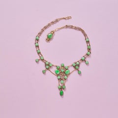 collana d'oro con giada