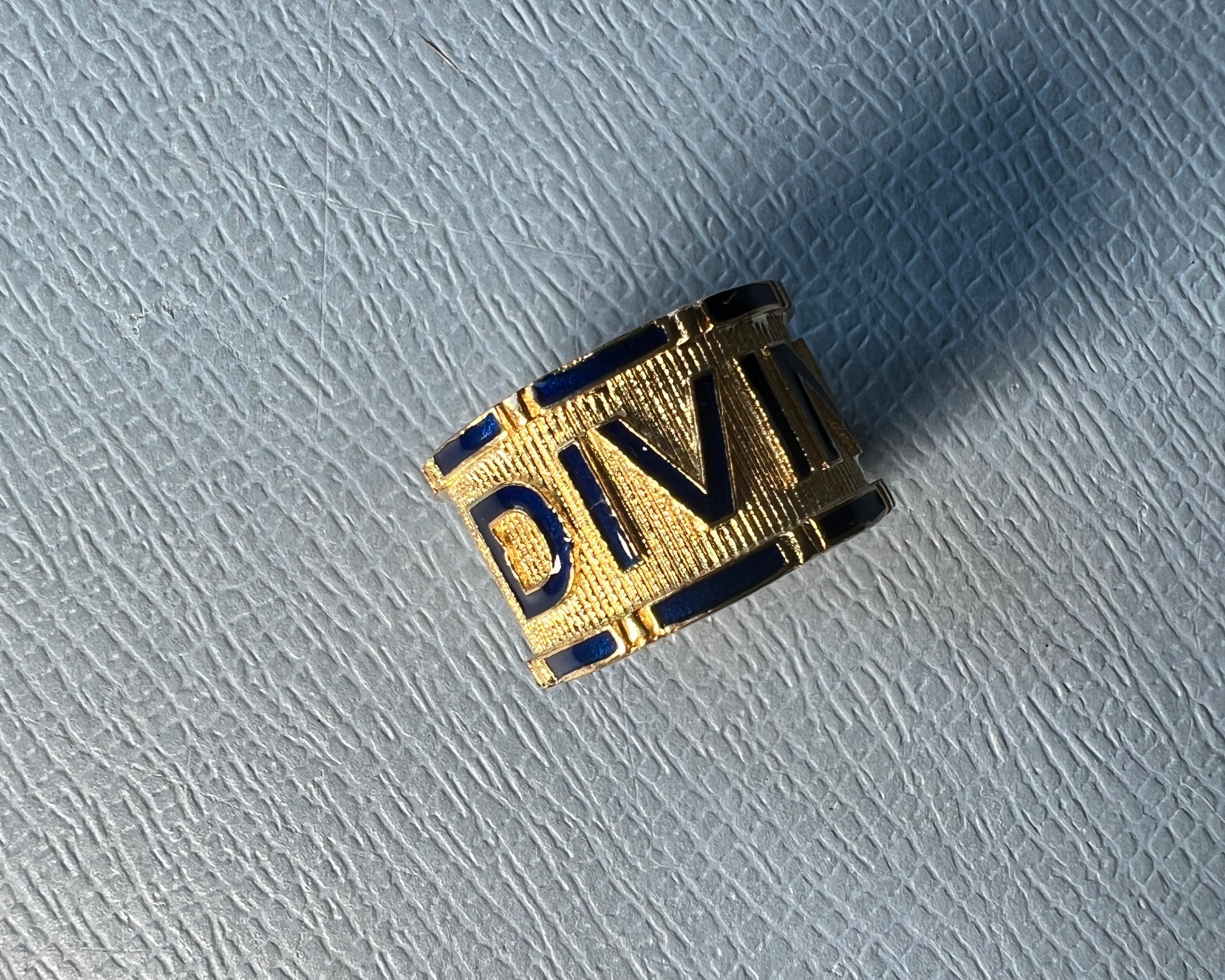 Goldband Ring Blau Emaille Göttlich (Viktorianisch) im Angebot