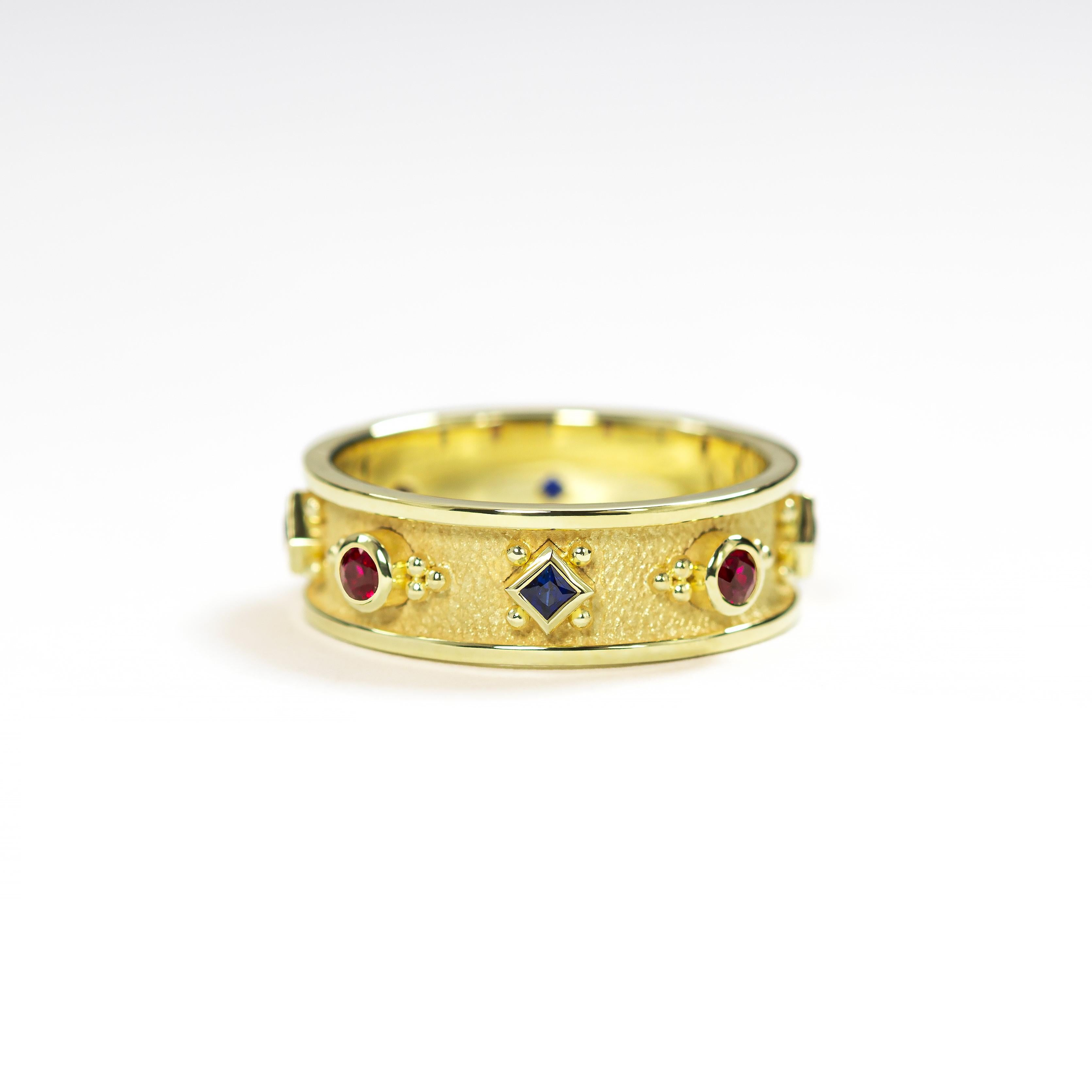 Round Cut Gold Band Ring with Rubies and Sapphires For Sale
