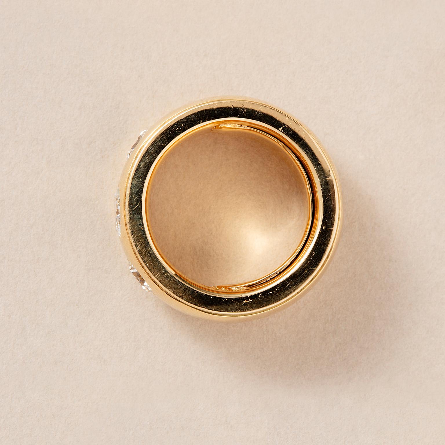 da uomo o donna anello a fascia in oro con tre diamanti in vendita