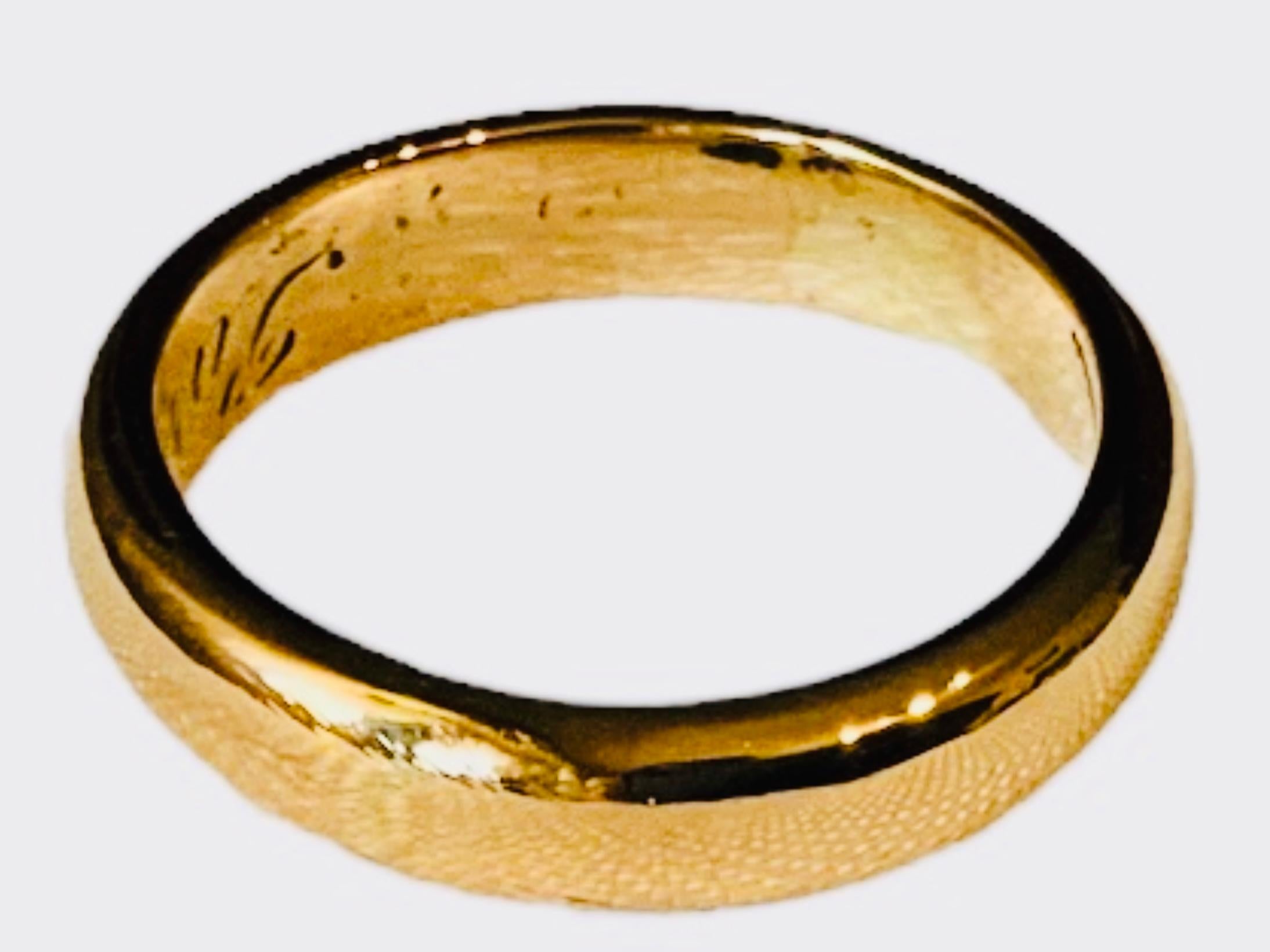  Gold Band Wedding Ring For Sale 1