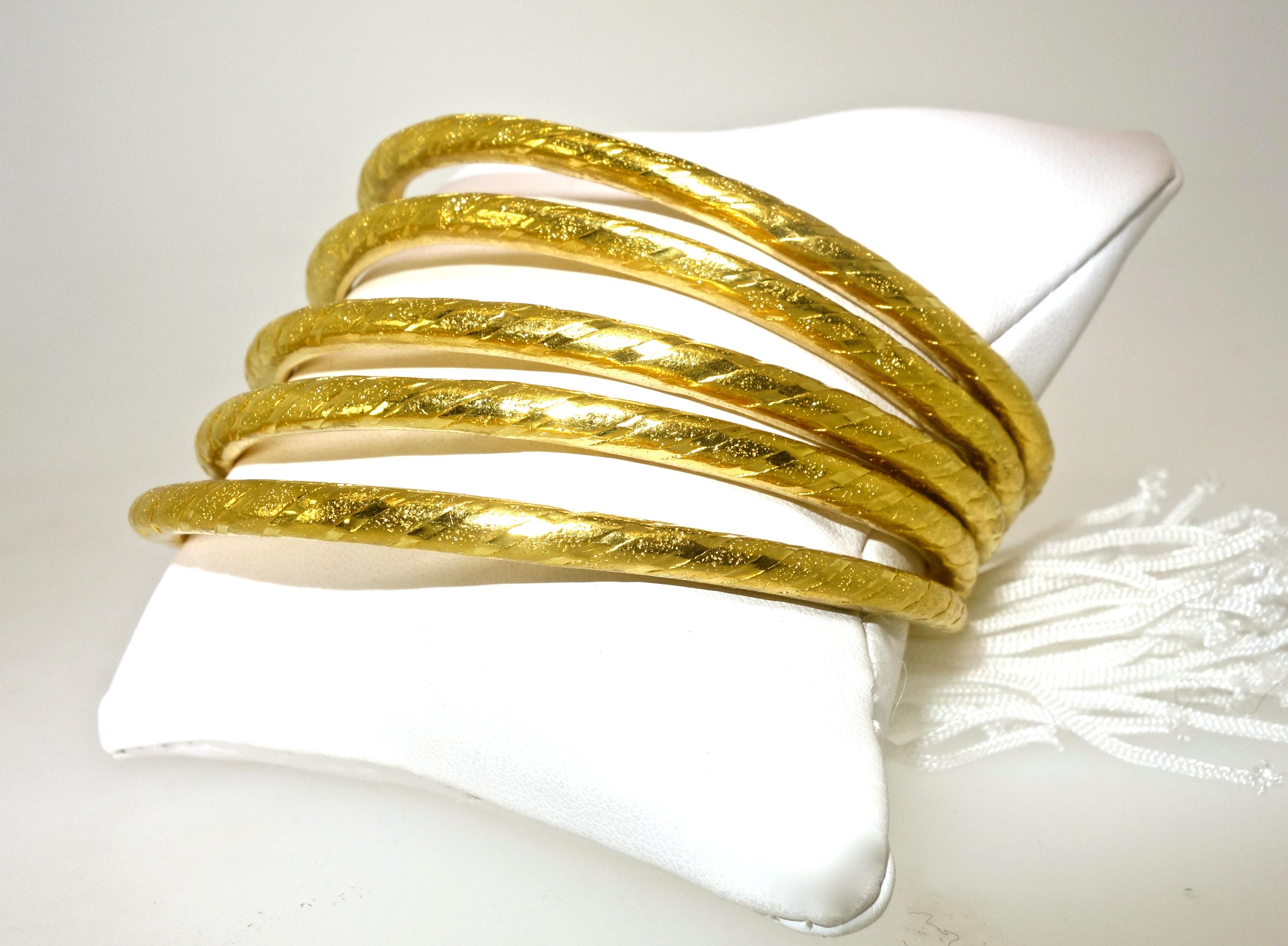 Gold Bangle Bracelets In Good Condition In Aspen, CO