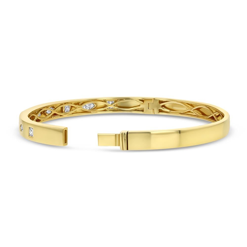 Women's or Men's Gold Bangle with Multi Shaped Diamonds For Sale