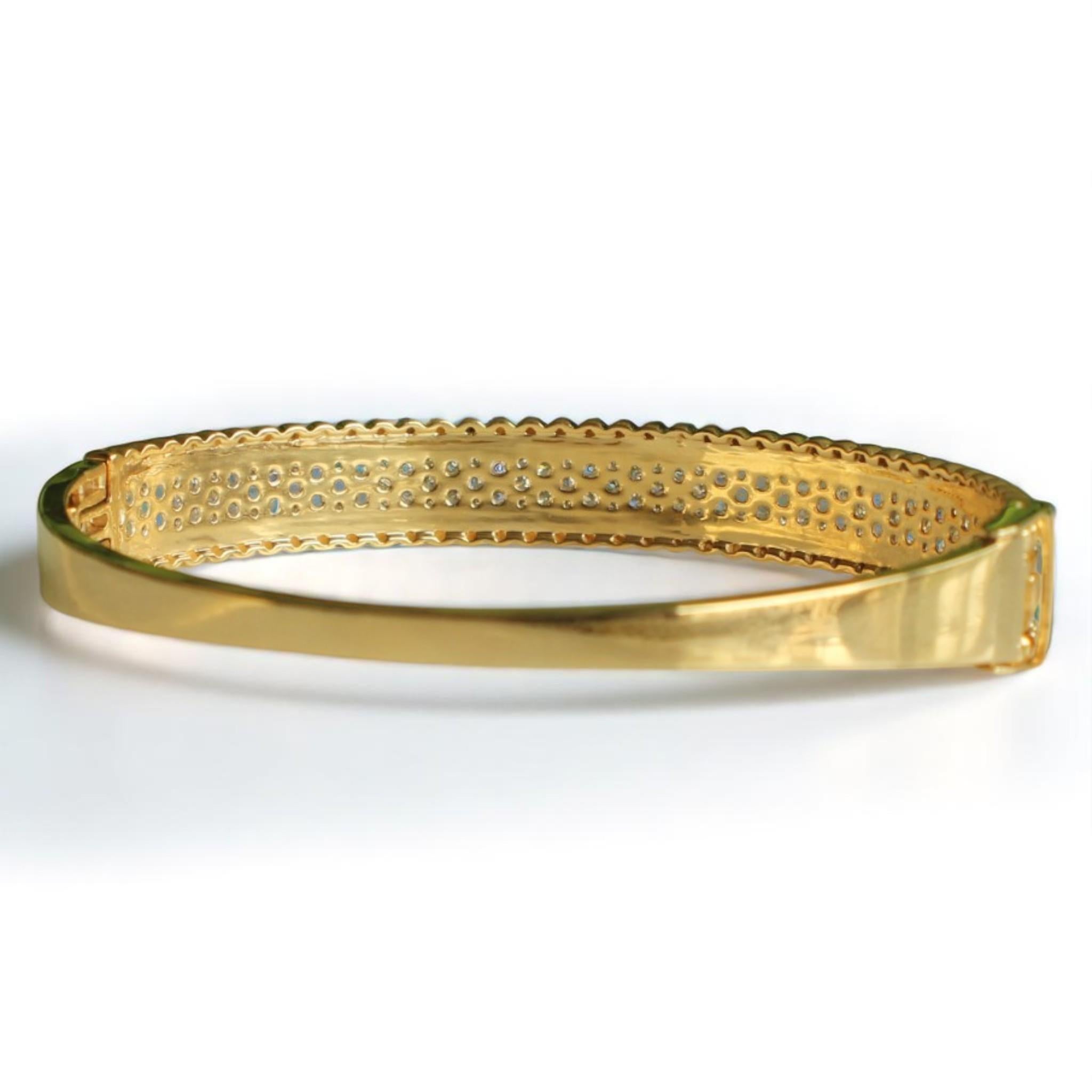 Breites Diamantarmband aus 14k massivem Gold (zertifiziert) Damen im Angebot