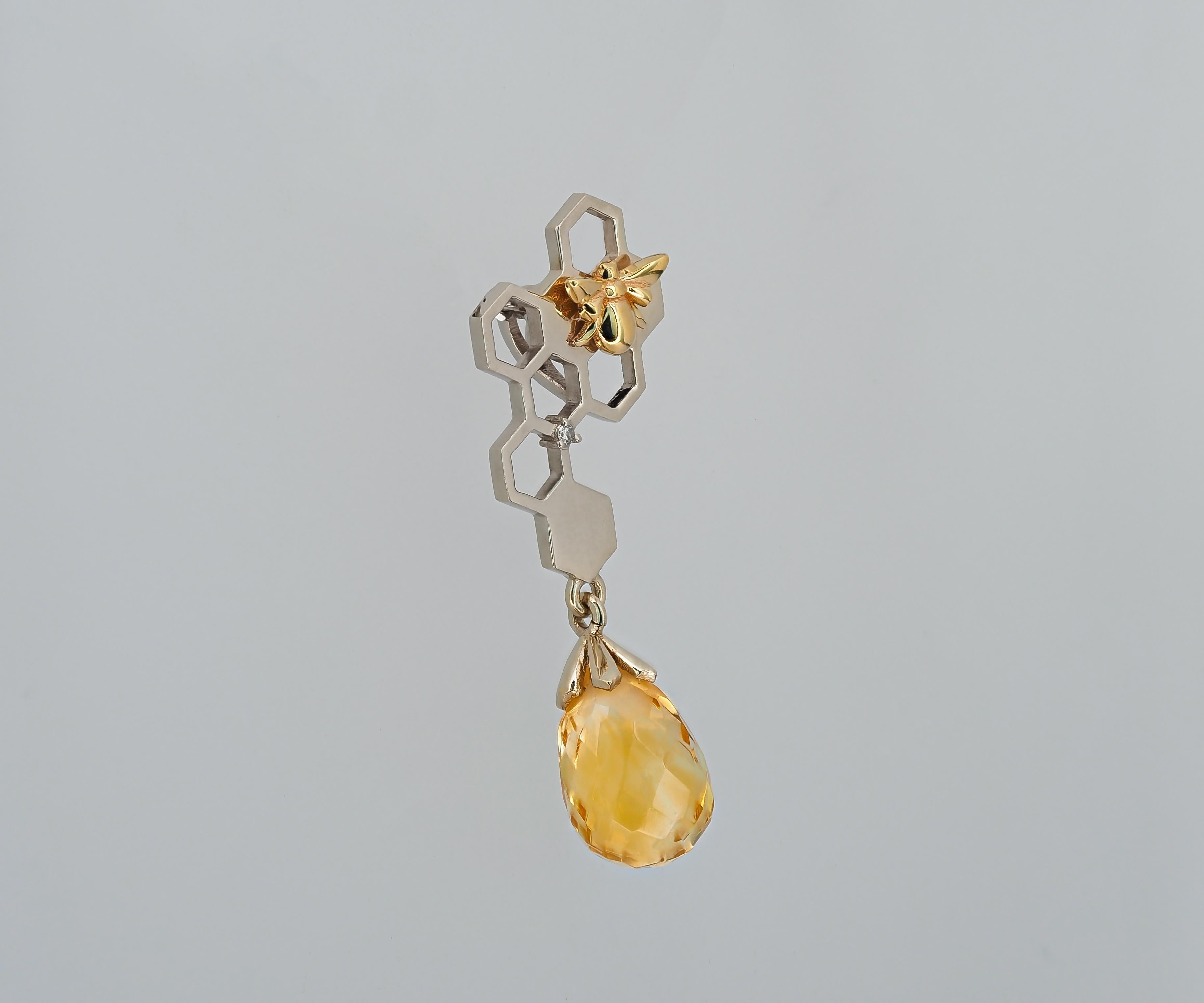 Women's Gold bee pendant. Honecomb pendant. 