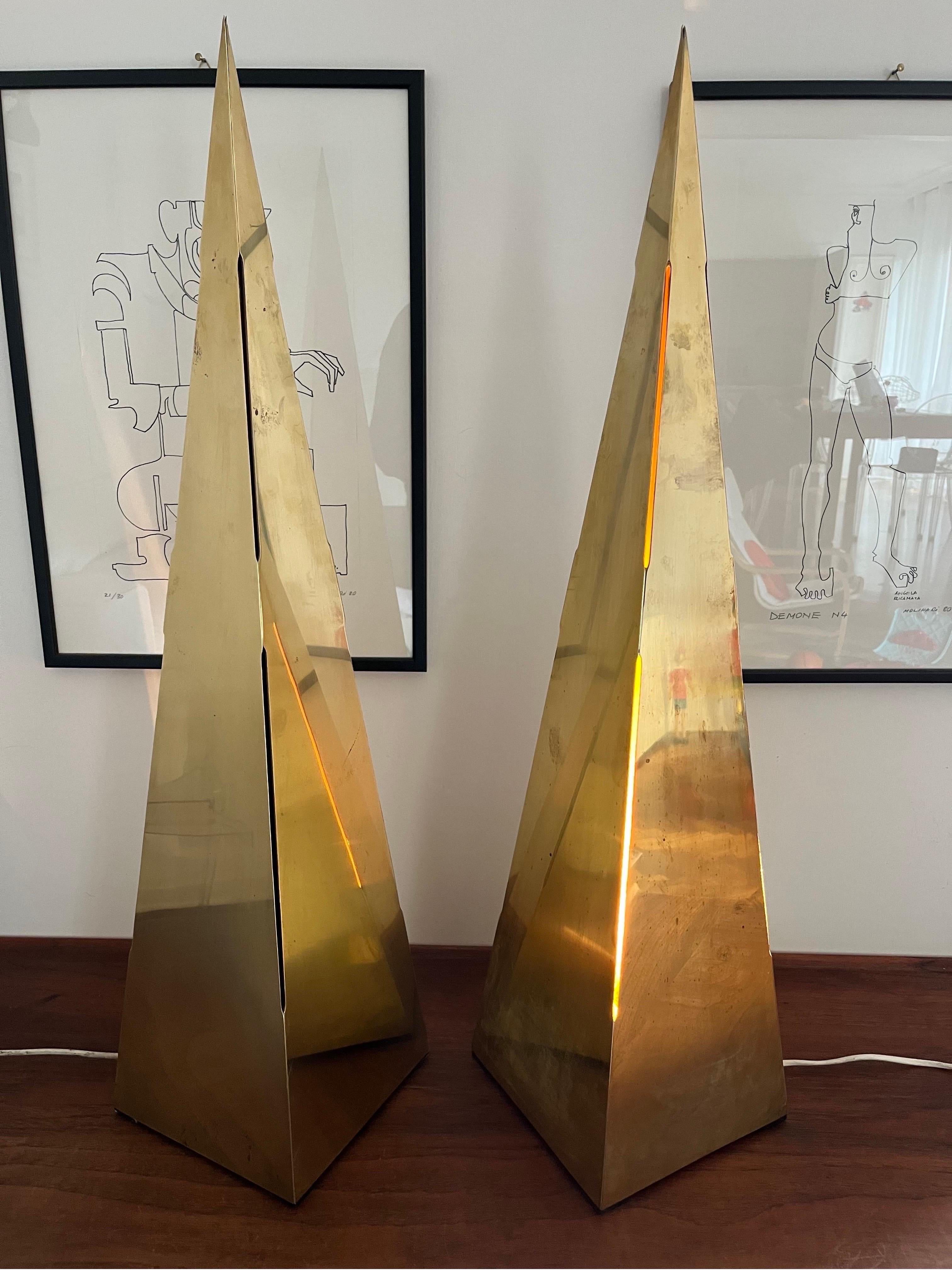 Gold Big Pair of Table Lamps 1950s For Sale 2