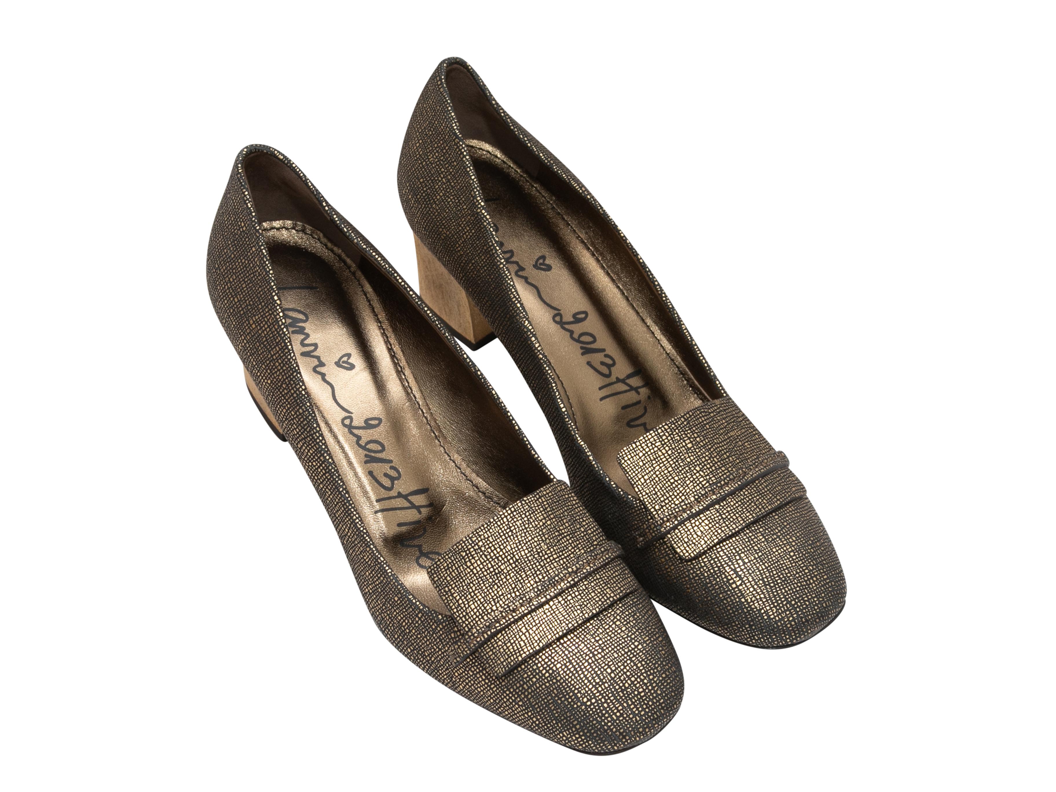 Gold and black leather pumps by Lanvin. From the Winter 2013 Collection. 

Designer Size: 39.5
US Recommended Size: 9.5 