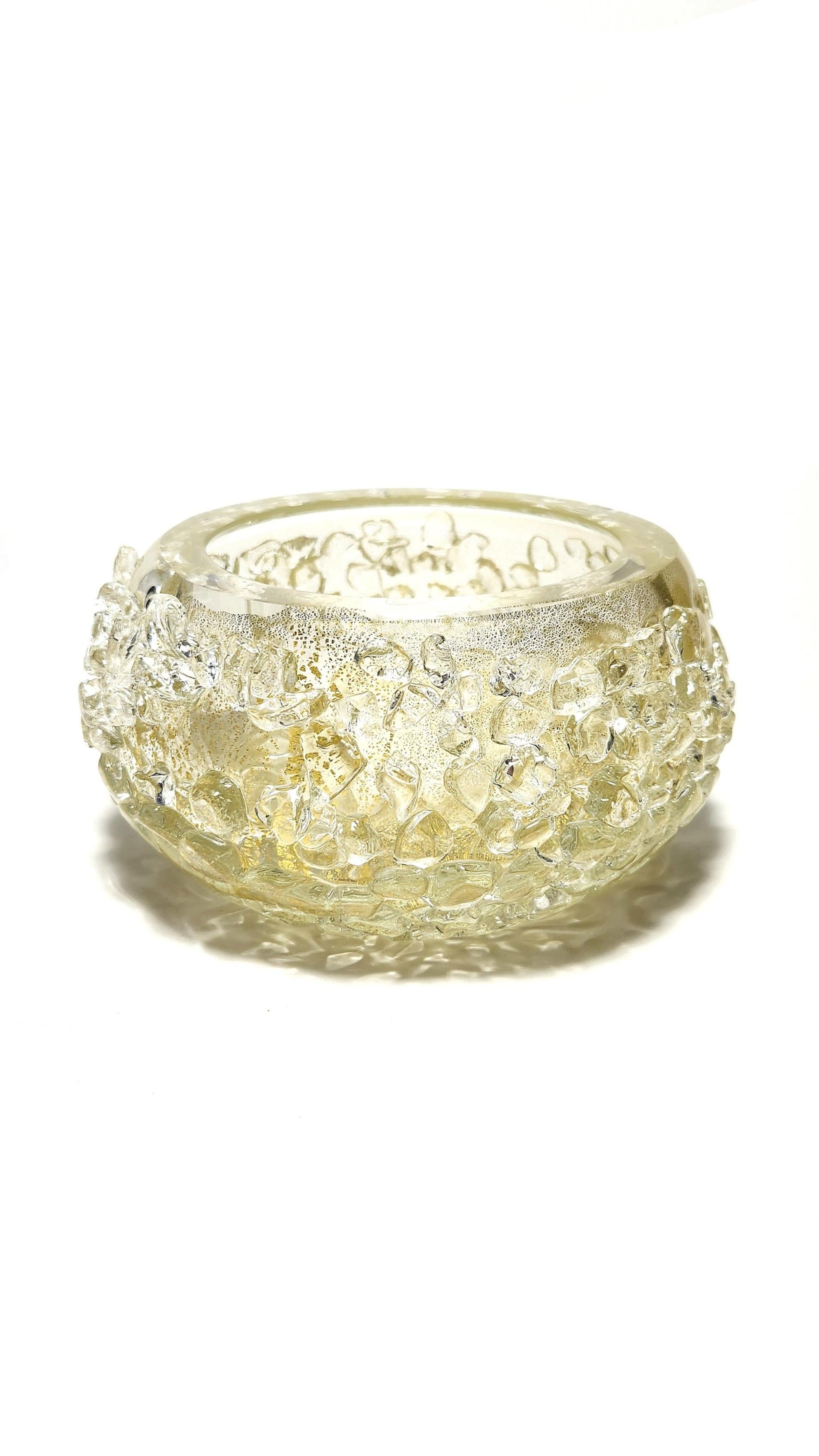 Vetro soffiato Ciotola d'oro Bling realizzata a mano con fallo d'oro 23K e frammenti di cristallo in vendita