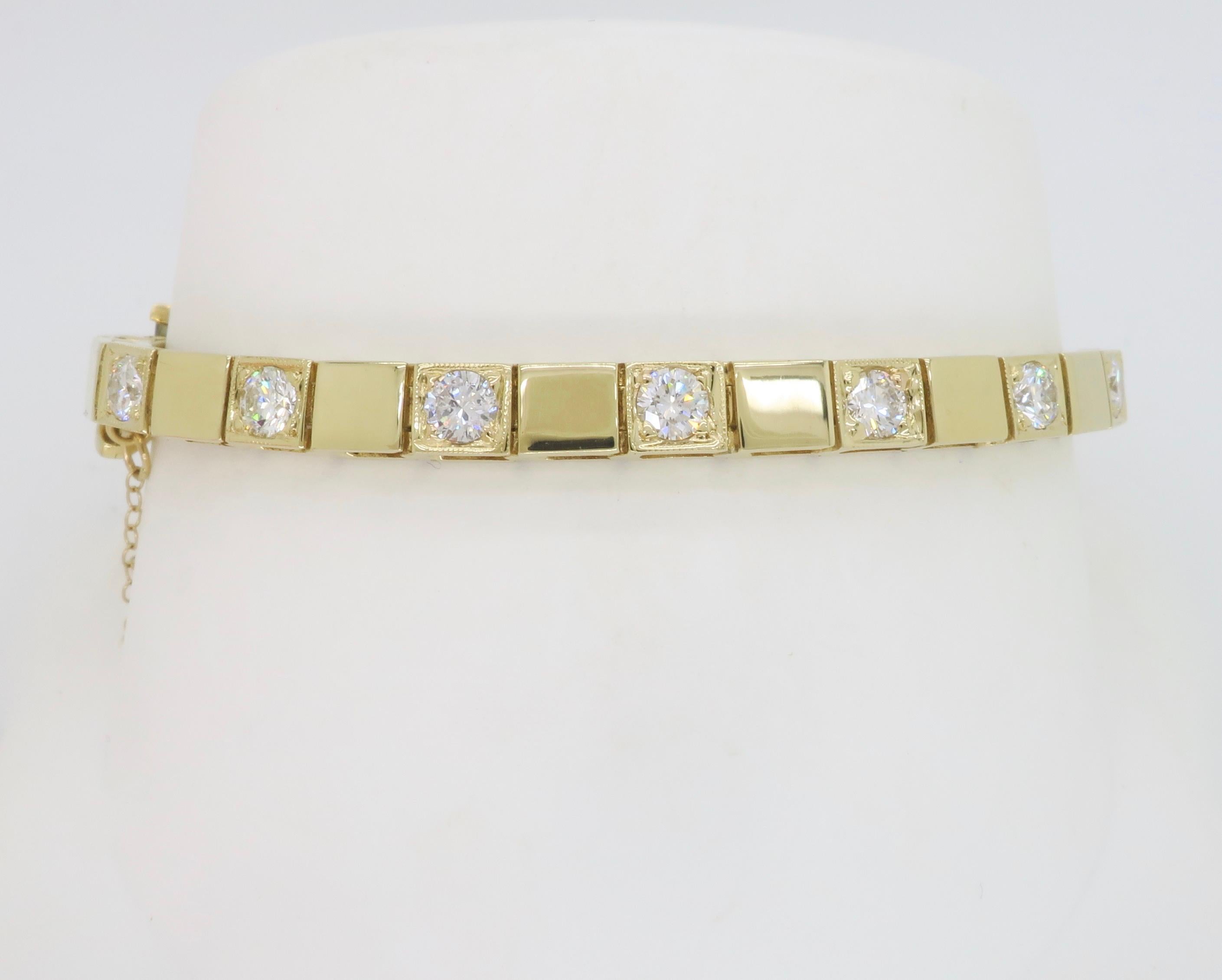 Gold Block and 3.20ctw Diamond Bracelet  In Excellent Condition For Sale In Webster, NY