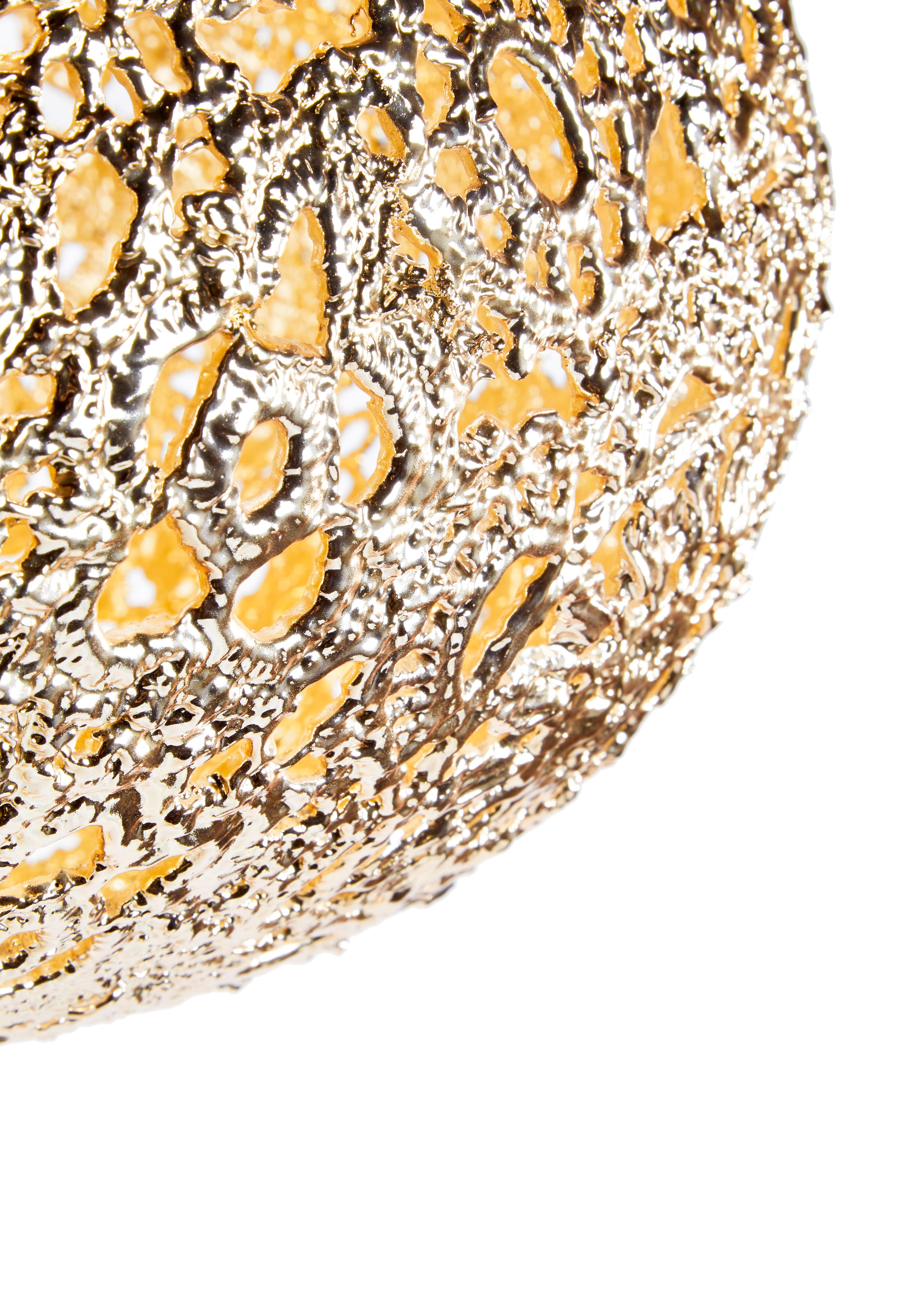 Gold Blossom, crocheted lamp, year of design 2010, edition #2/5

Gold Blossom is a limited edition of 5pcs and part of the Personal Editions Collection. Within this exclusive collection, Marcel invites happenstance and fortuitous collisions of
