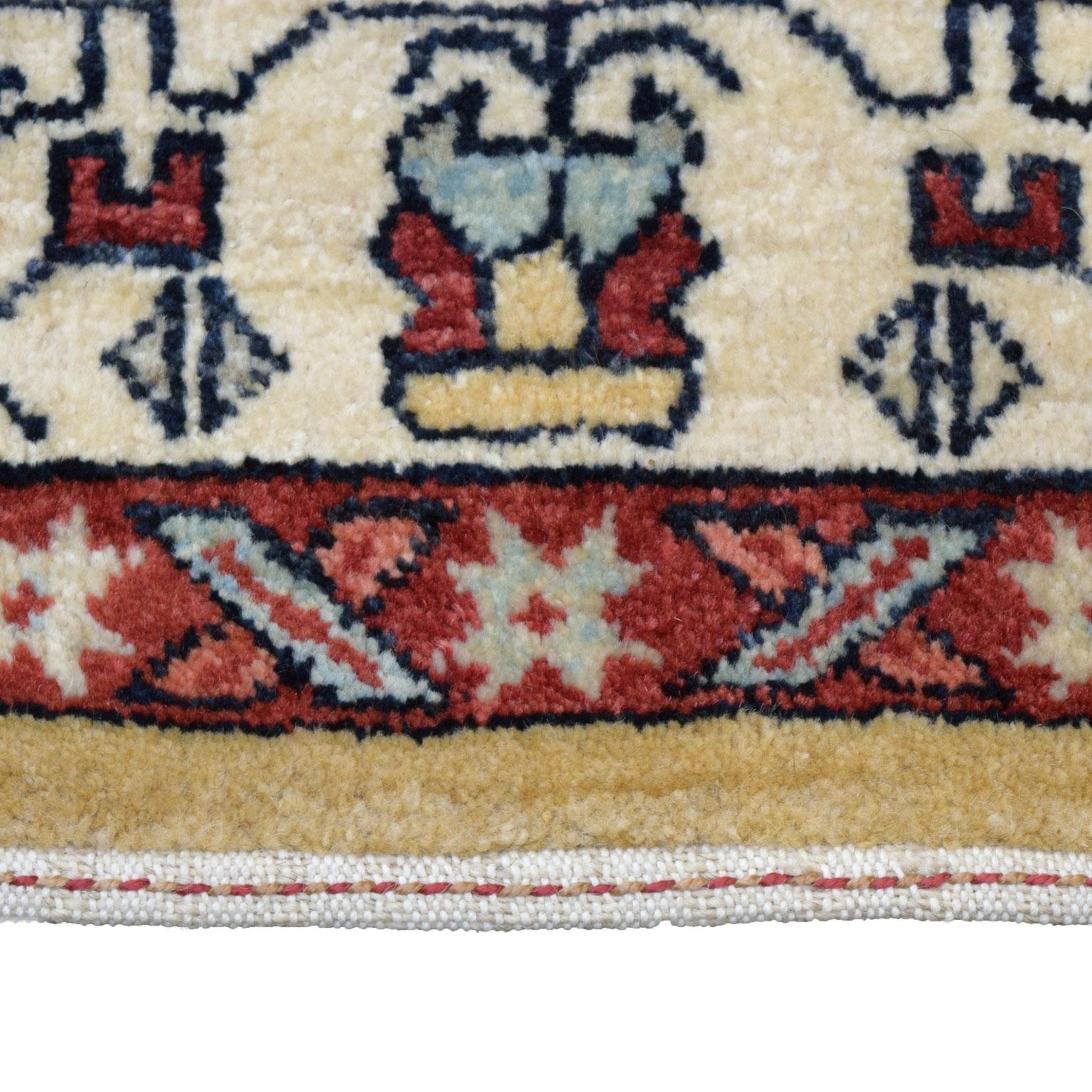 Transitional Wool Persian Rug, Gold, Blue and Red, 3' x 4' In New Condition For Sale In New York, NY