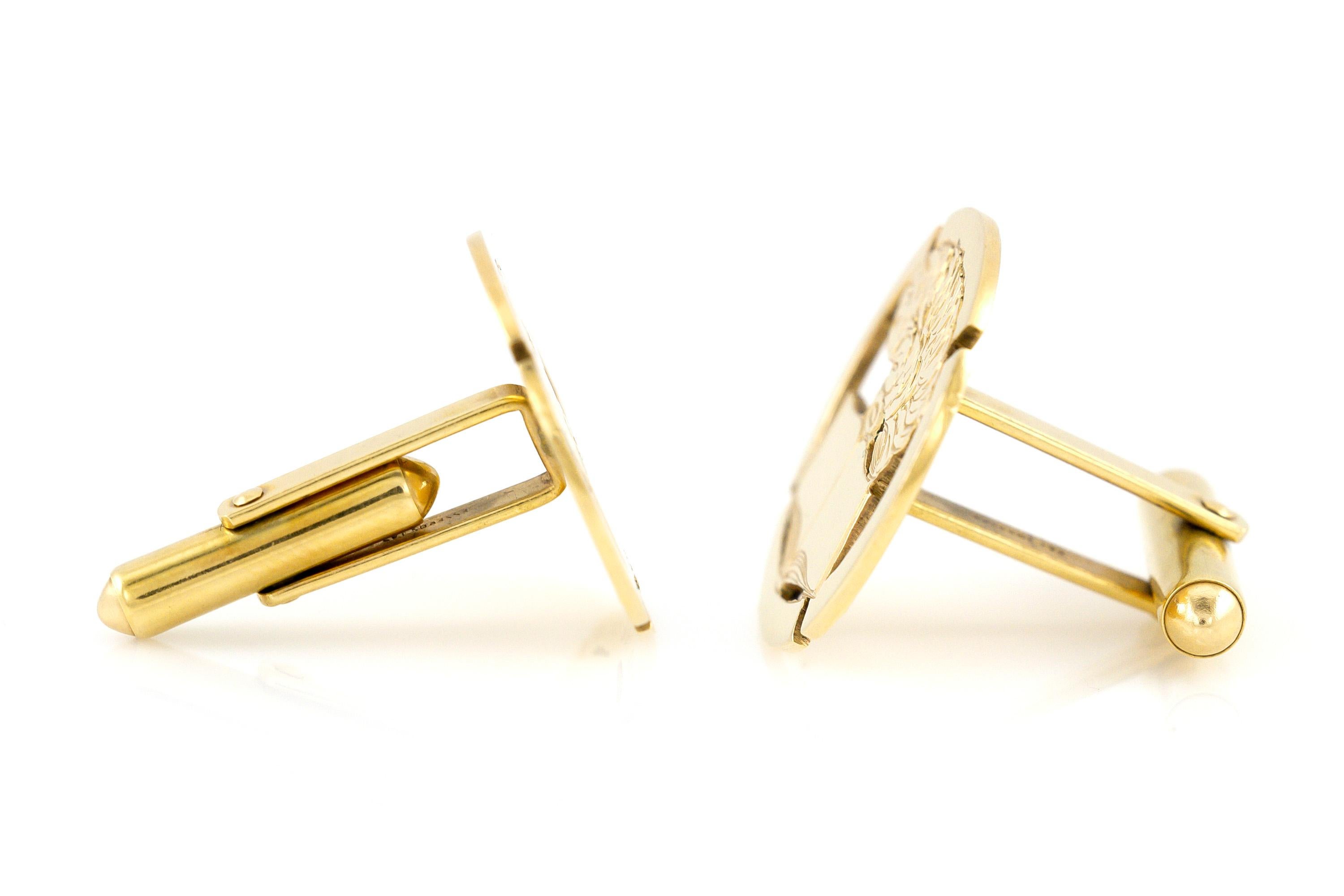 Gold Book Motif Cufflinks In Excellent Condition In New York, NY