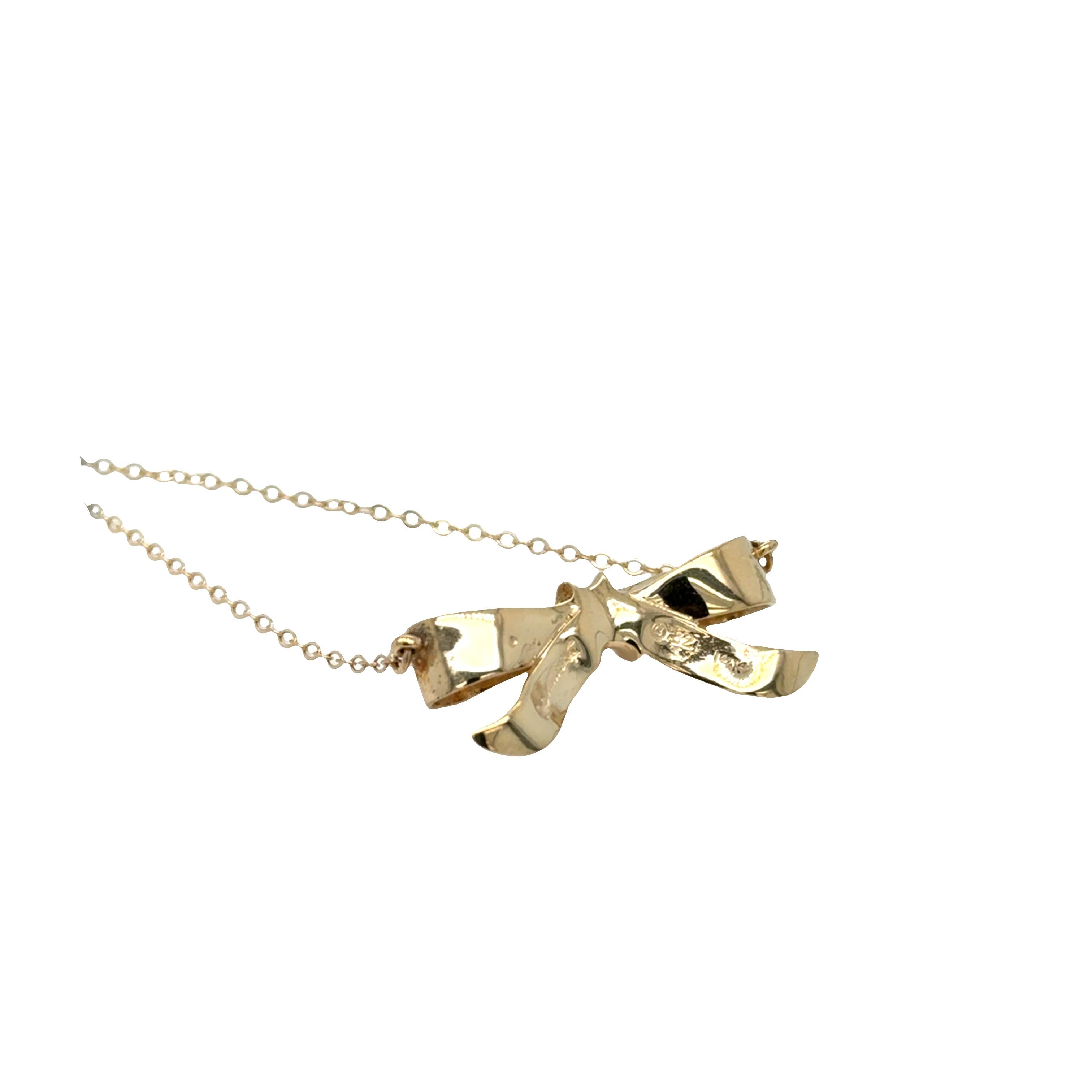 Collana con ciondolo a forma di fiocco in oro - Oro giallo 14k in vendita 2