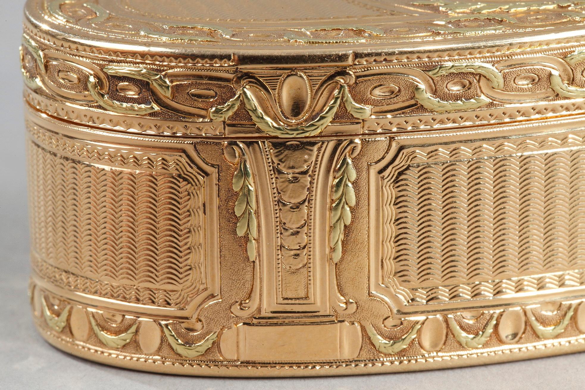 Goldschachtel aus der Louis-XVI-Periode im Angebot 3