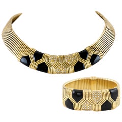 Retro Gold Bracelet and Necklace Set with Onyx and Diamonds