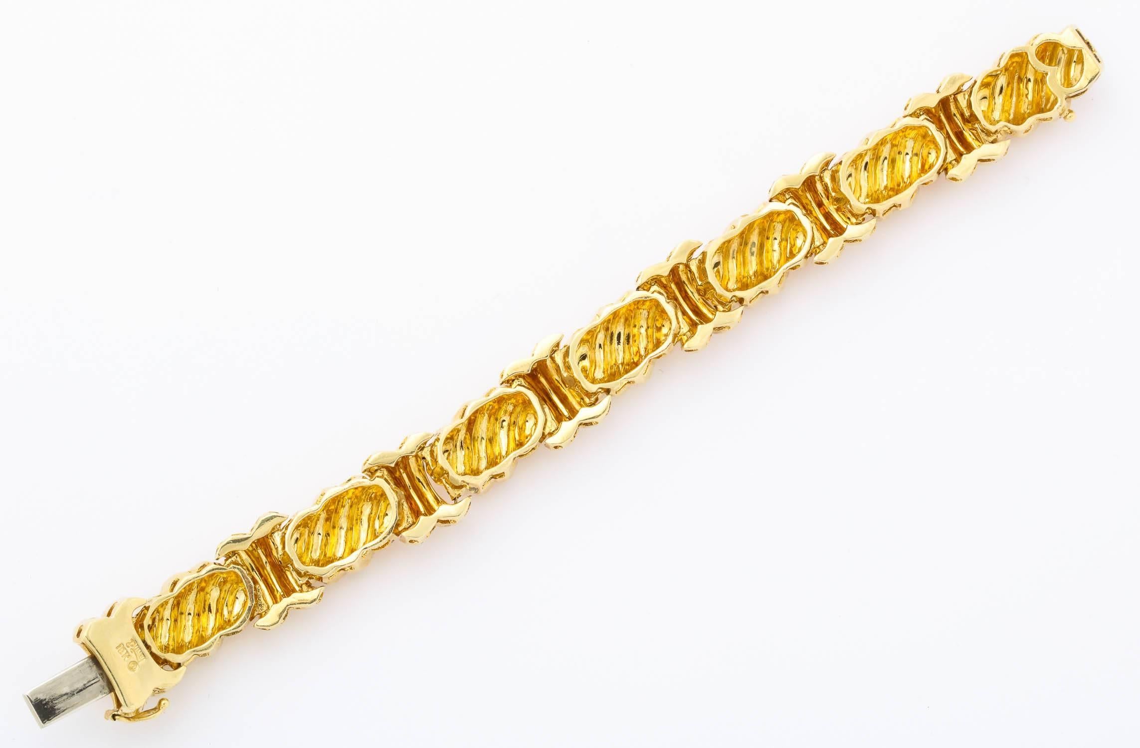 Gold Bracelet by Henry Dunay In Excellent Condition In New York, NY