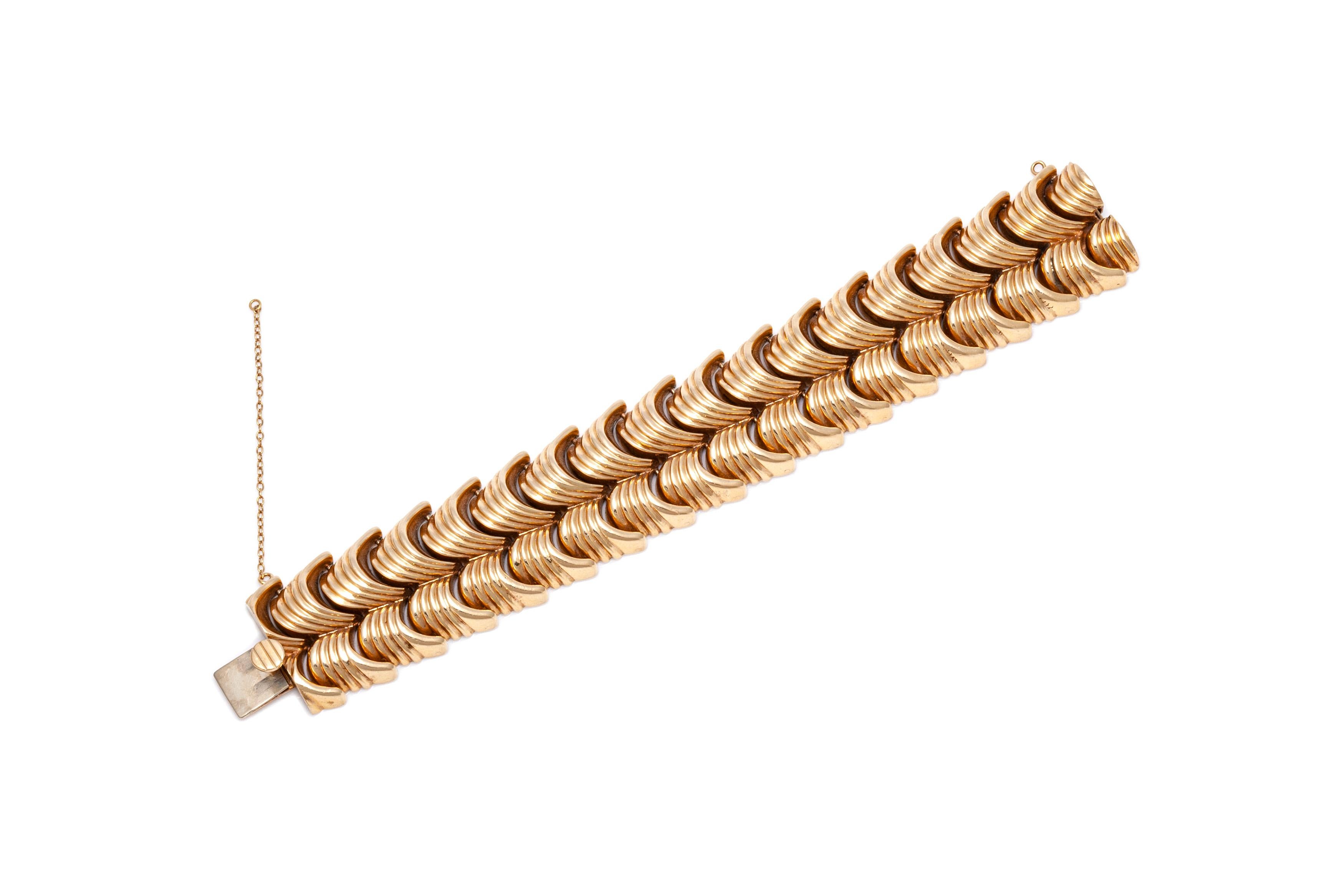 Women's or Men's Gold Bracelet For Sale