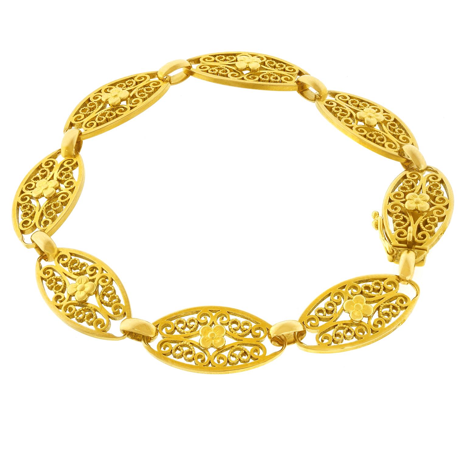 Gold Bracelet France In Excellent Condition For Sale In Litchfield, CT