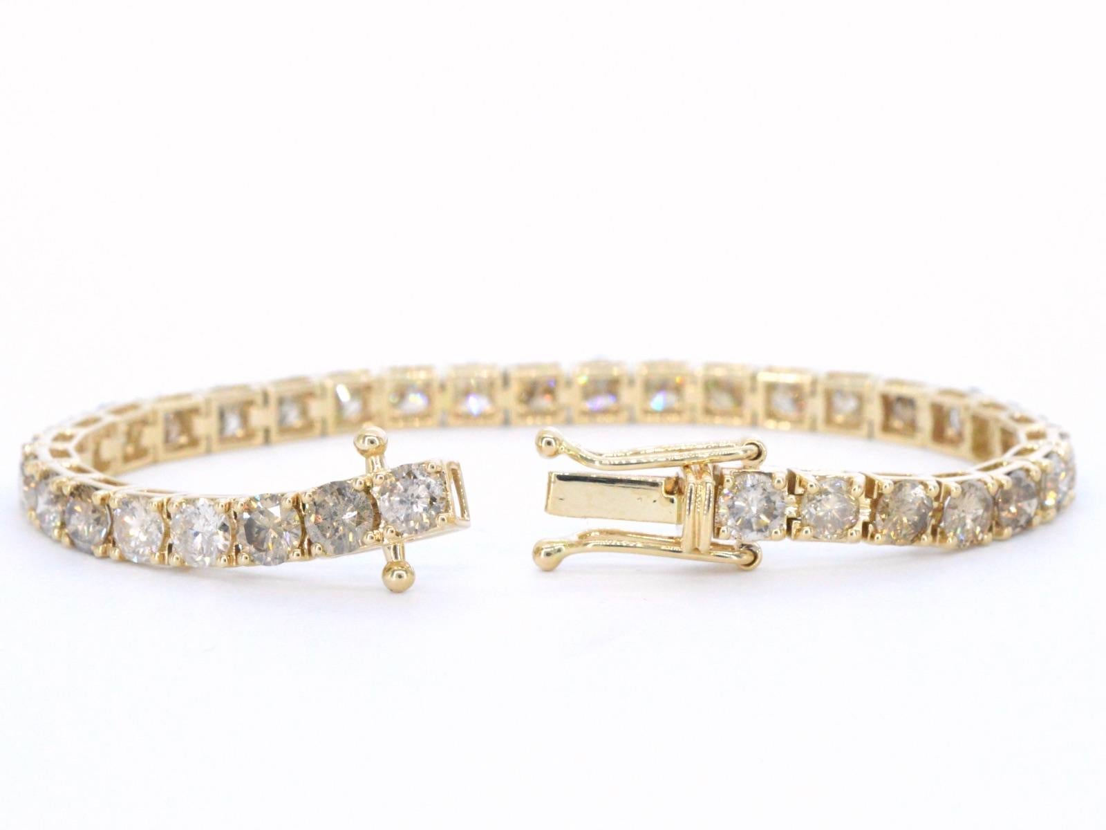 Taille brillant Bracelet en or avec diamants 15.00 carat en vente
