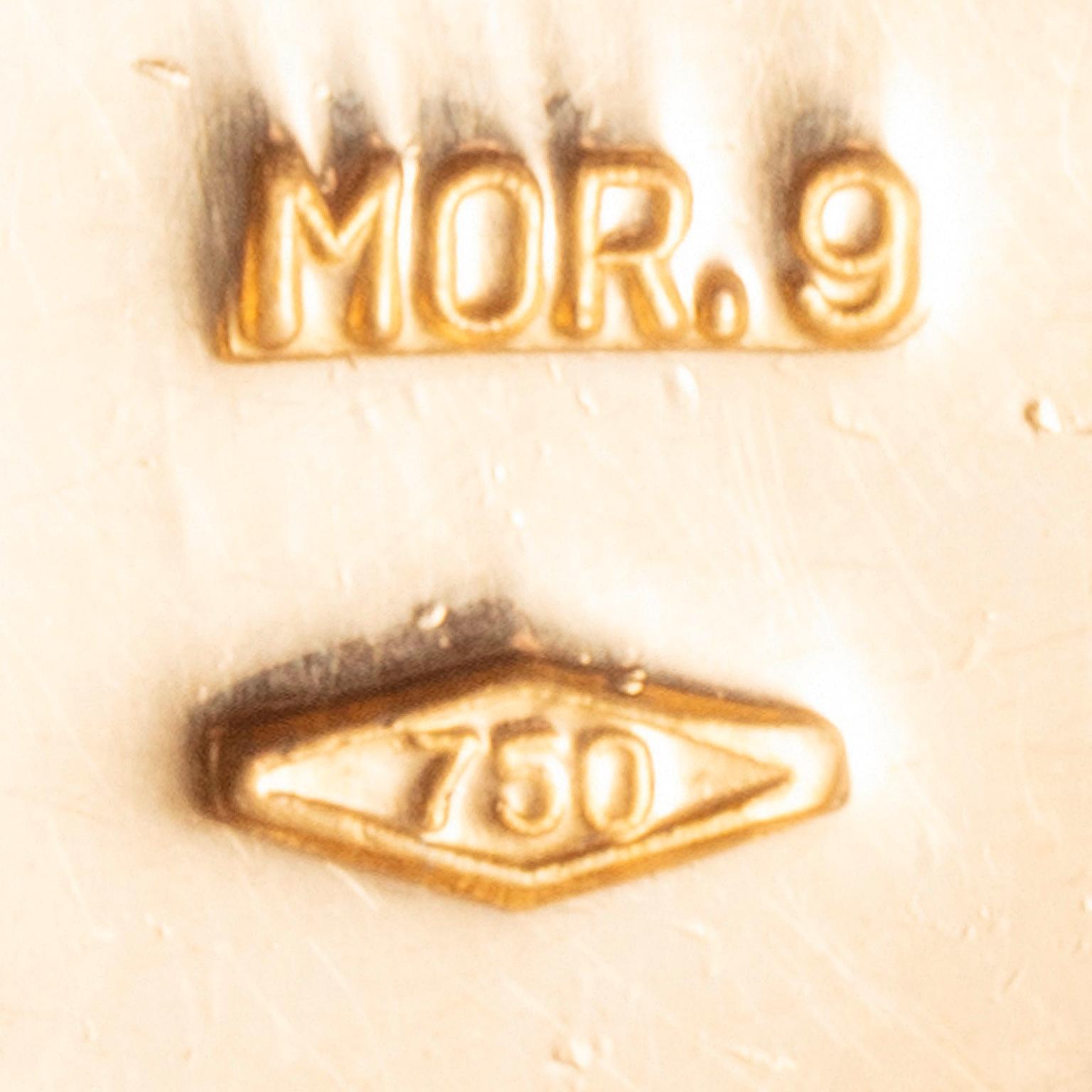 Bracelet en or avec pierres précieuses en vente 1