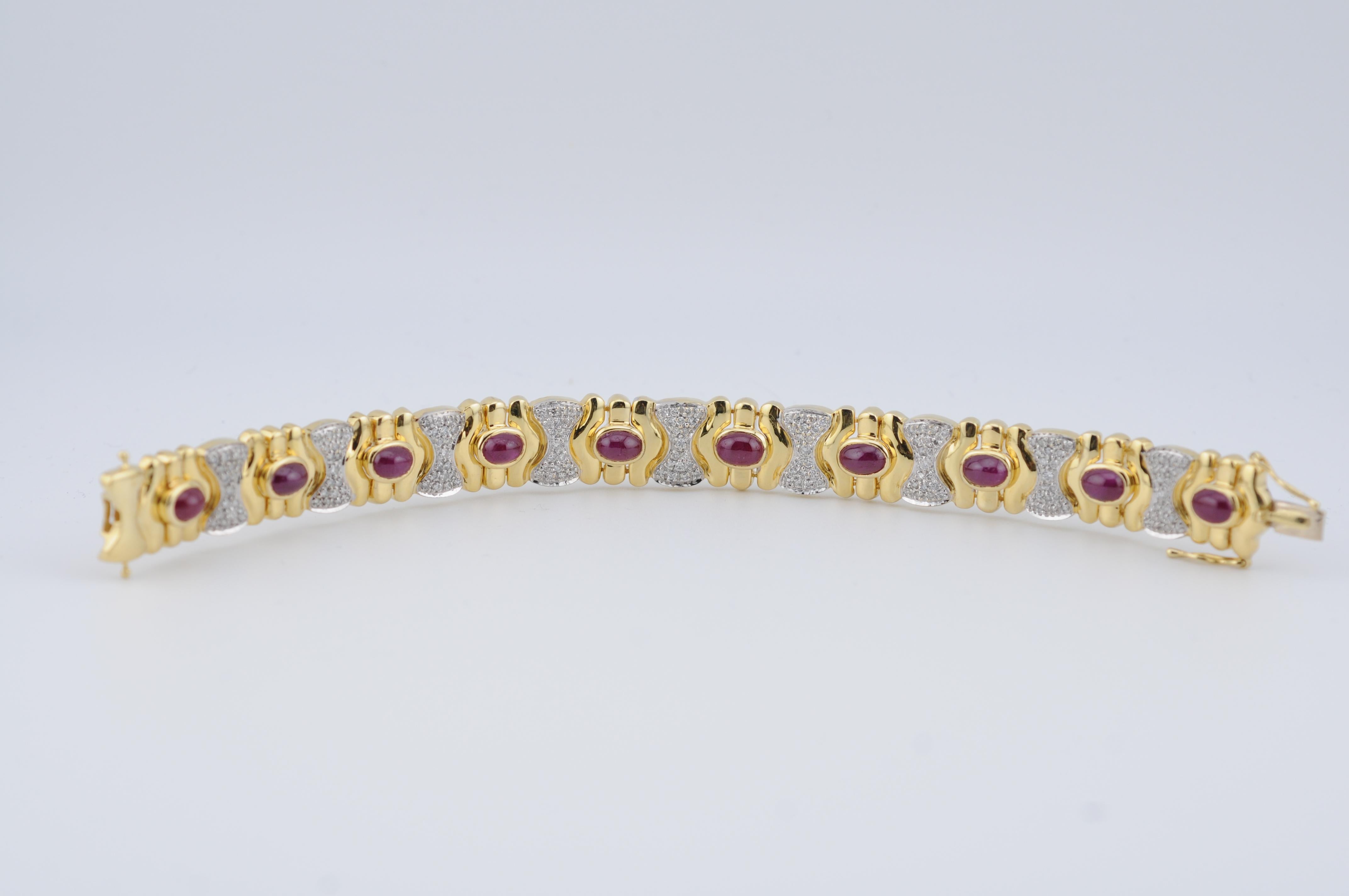 Bracciale in oro con elementi e diamanti in oro bianco e rubini 18k in vendita 1
