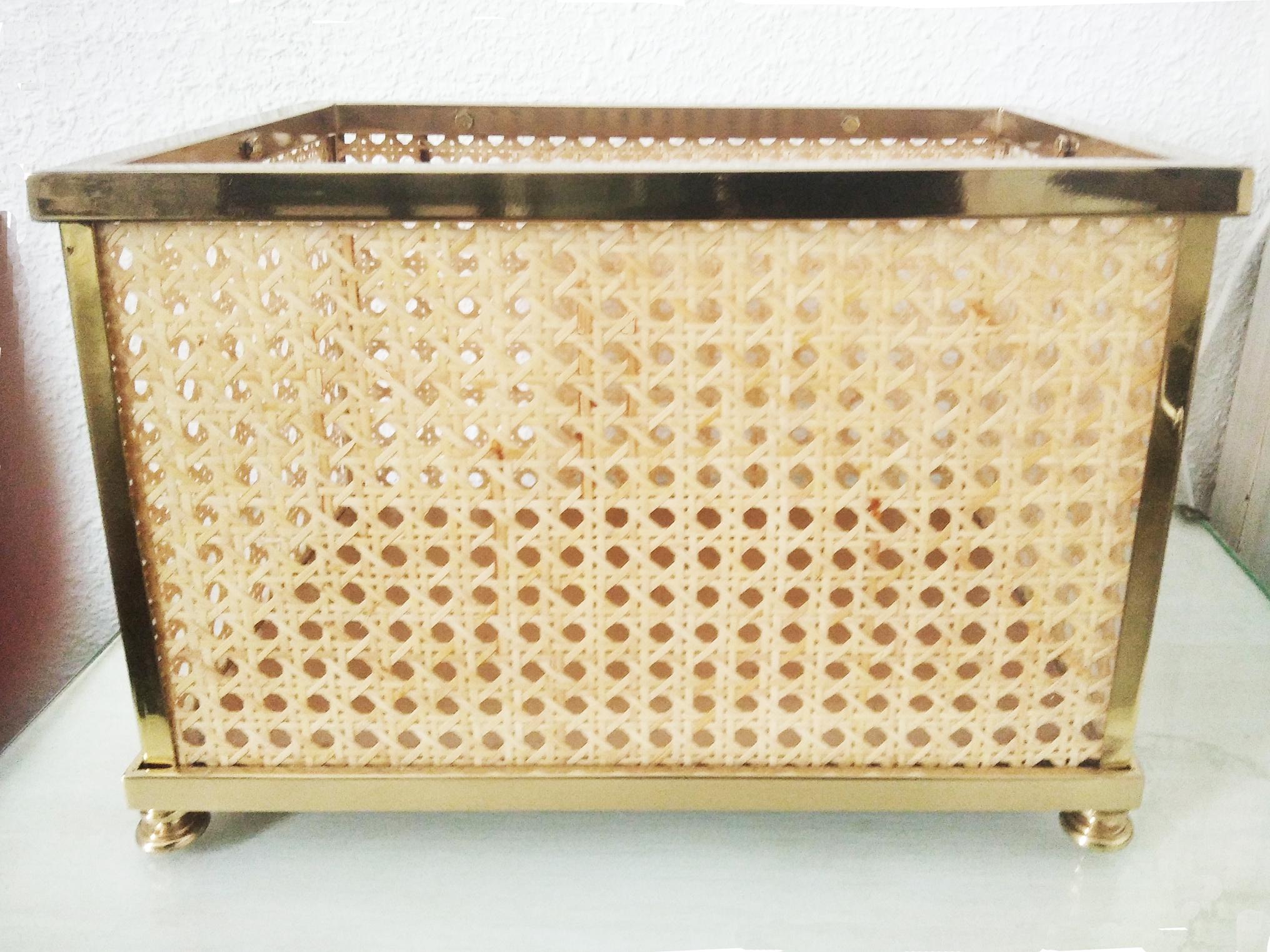 Spanish Gold Brass Planter, Cachepot Jardinière Rattan Vienna Straw  Plexiglass , 1950s For Sale