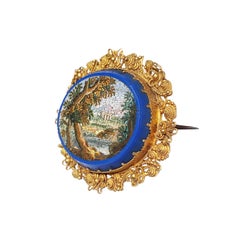 Gold Brooch-Pendant with Micromosaic from "Studio Vaticano del Mosaico" Mid-1800