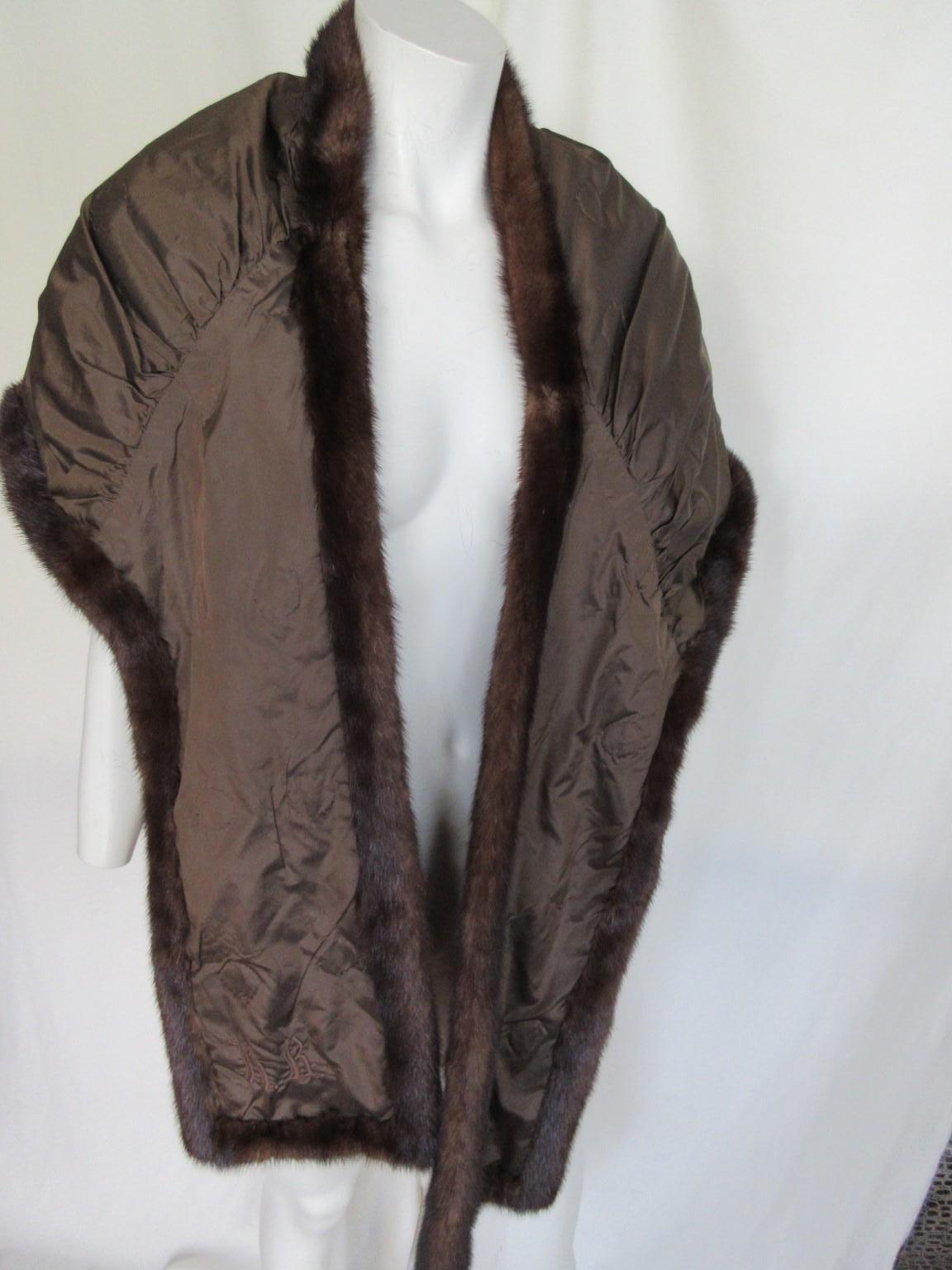 Gold Brown Mink Fur Stole In Good Condition For Sale In Amsterdam, NL