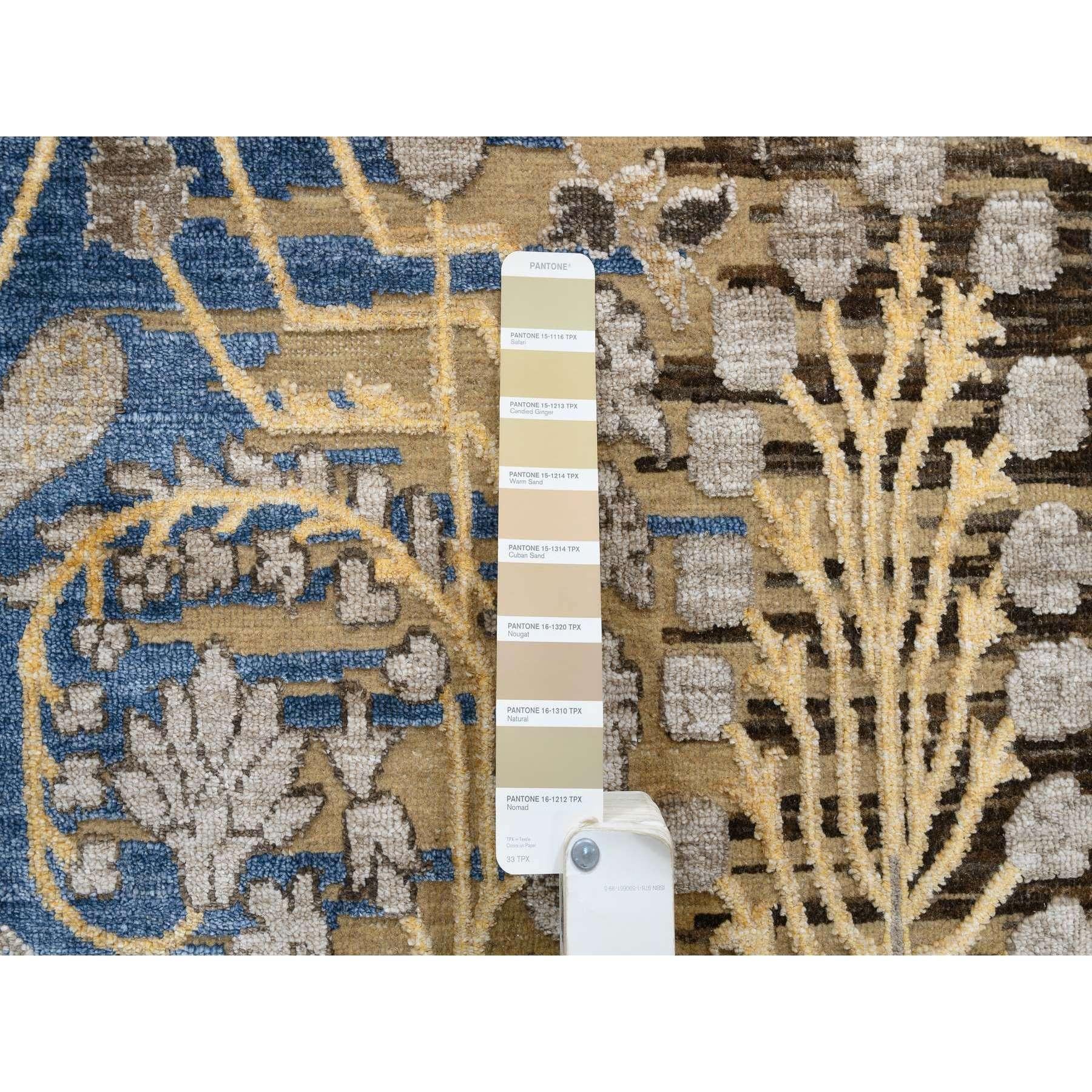 XXI secolo e contemporaneo Tappeto quadrato Sarouk annodato a mano in seta marrone oro con lana testurizzata 12'0