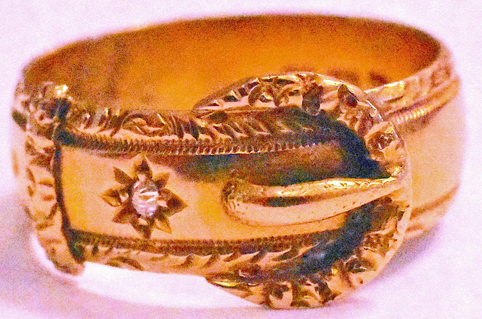 Gold Buckle Ring with Diamonds and Repousse Border HM 1899 In Excellent Condition In Baltimore, MD