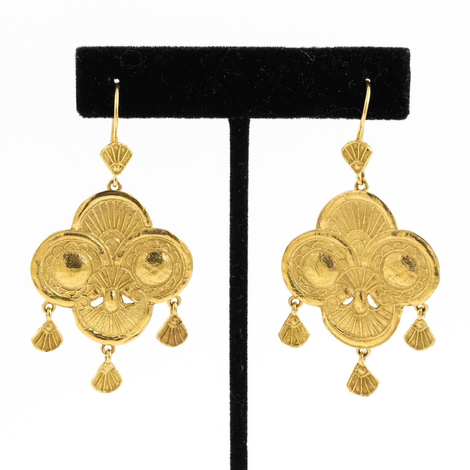 Gold Byzantine Style Earrings For Sale 4