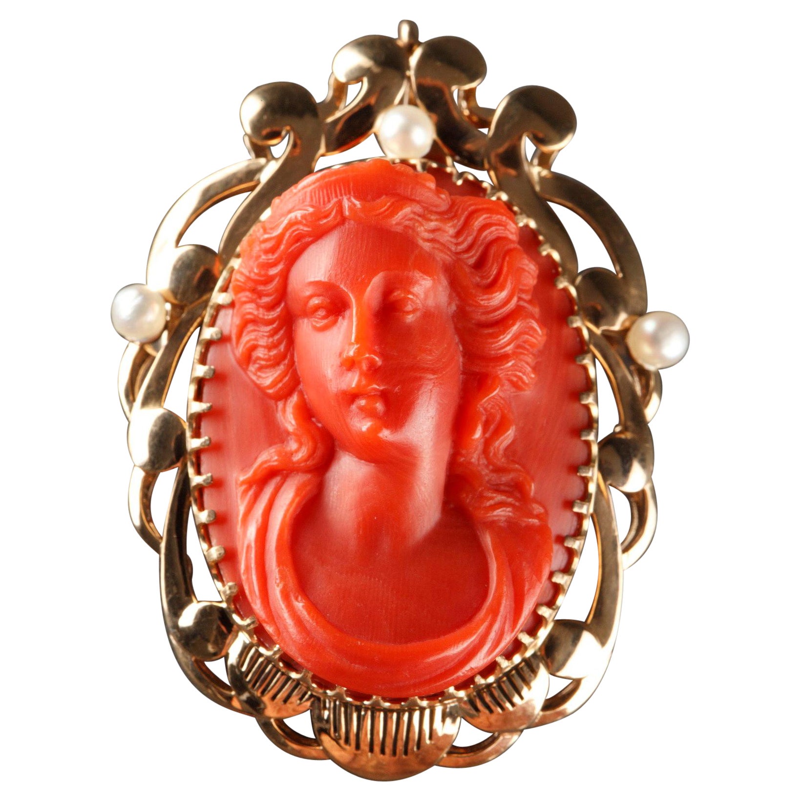 Gold-Kameo-Brosche-Anhänger im Angebot