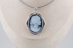 Gold Cameo Brooch with Agate and Diamond Accent 15.93g 14k