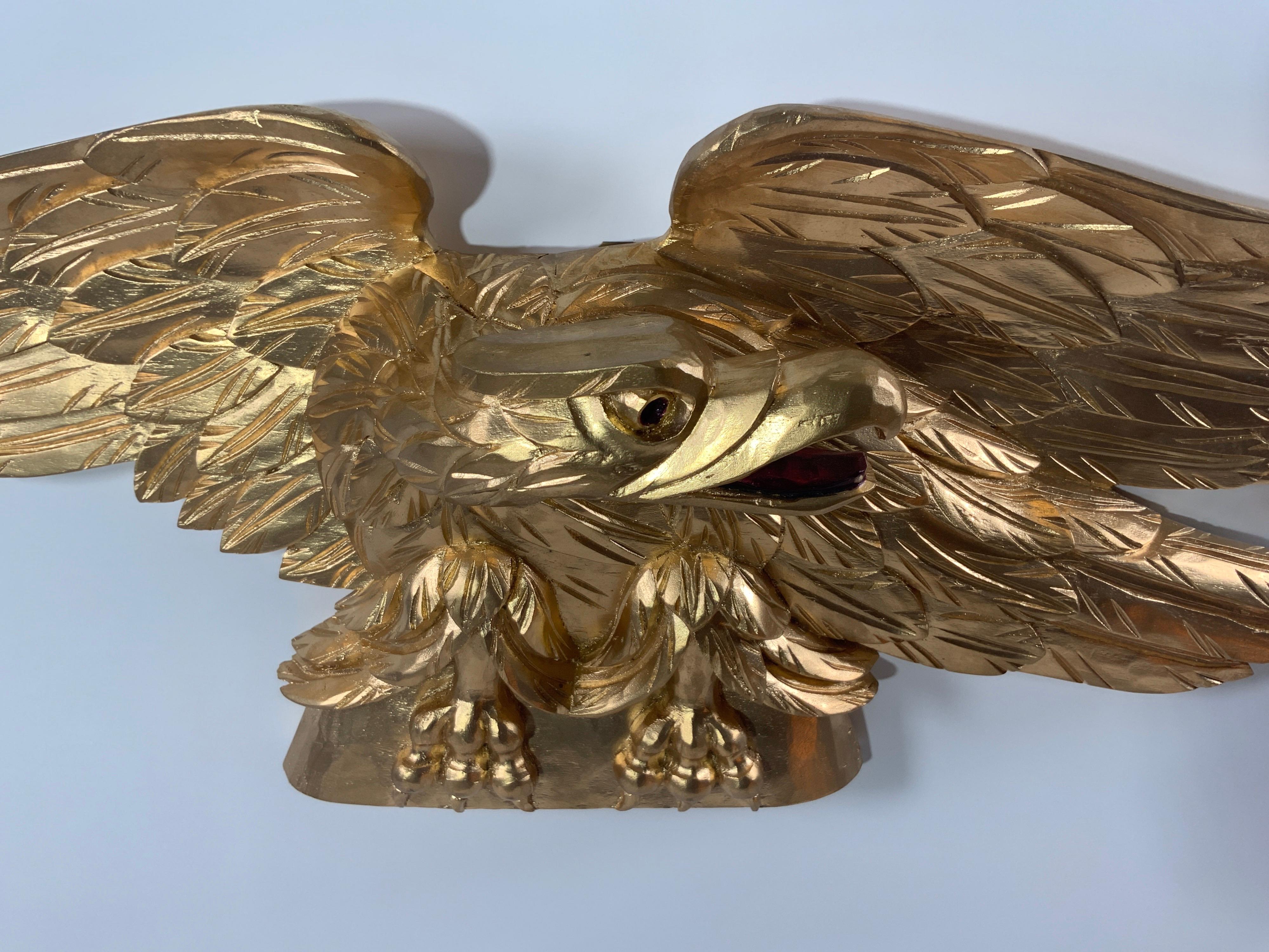 Gold Carved Wood American Eagle In Excellent Condition In Norwell, MA