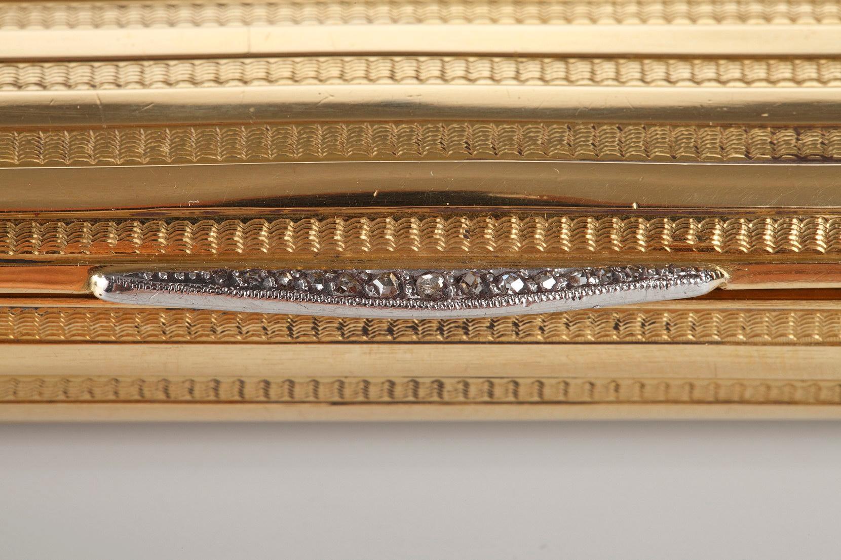 Gold Case with Diamonds, Edouard Husson, Early 20th Century In Good Condition For Sale In Paris, FR