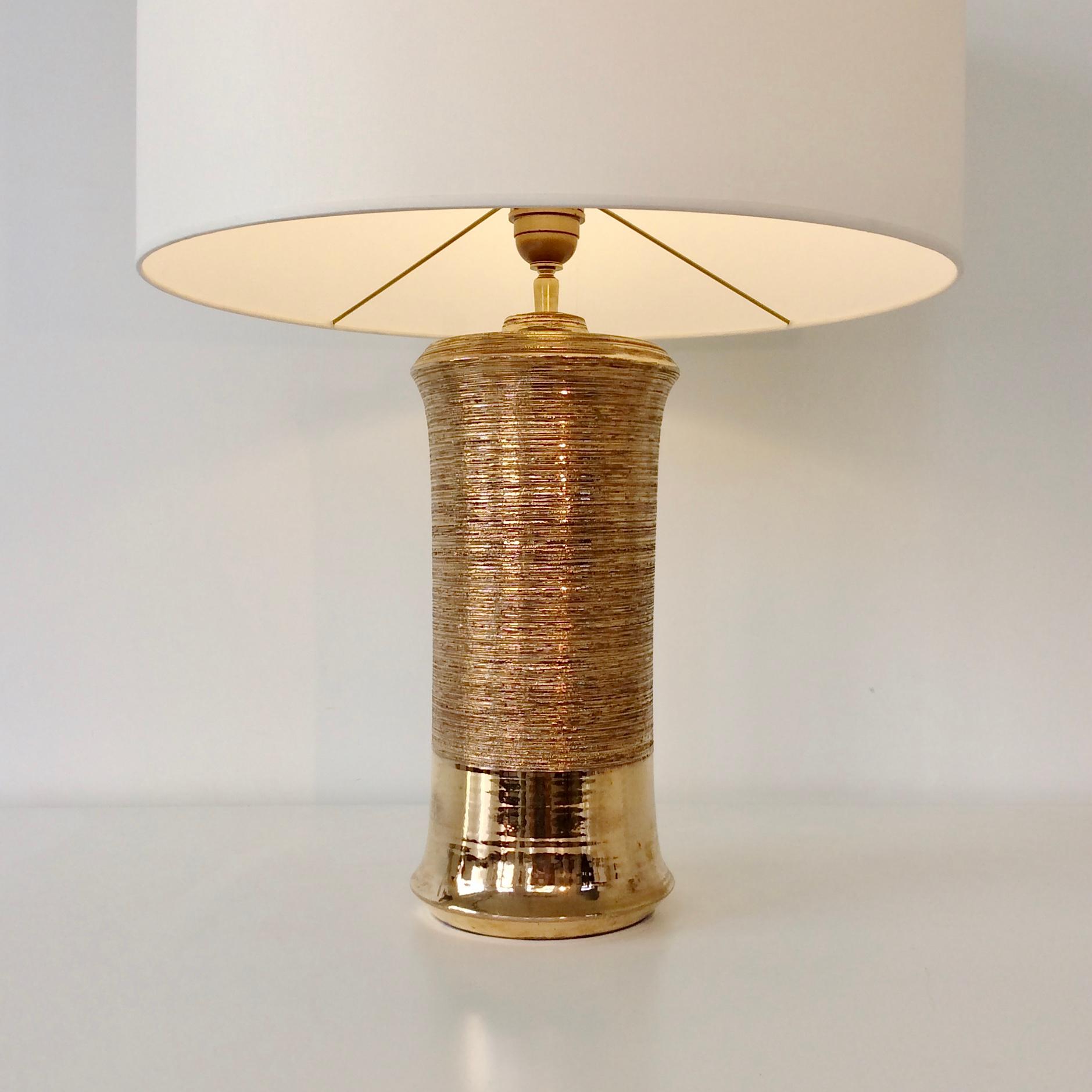 Bitossi Gold Ceramic Table Lamp, circa 1970, Italy In Good Condition In Brussels, BE