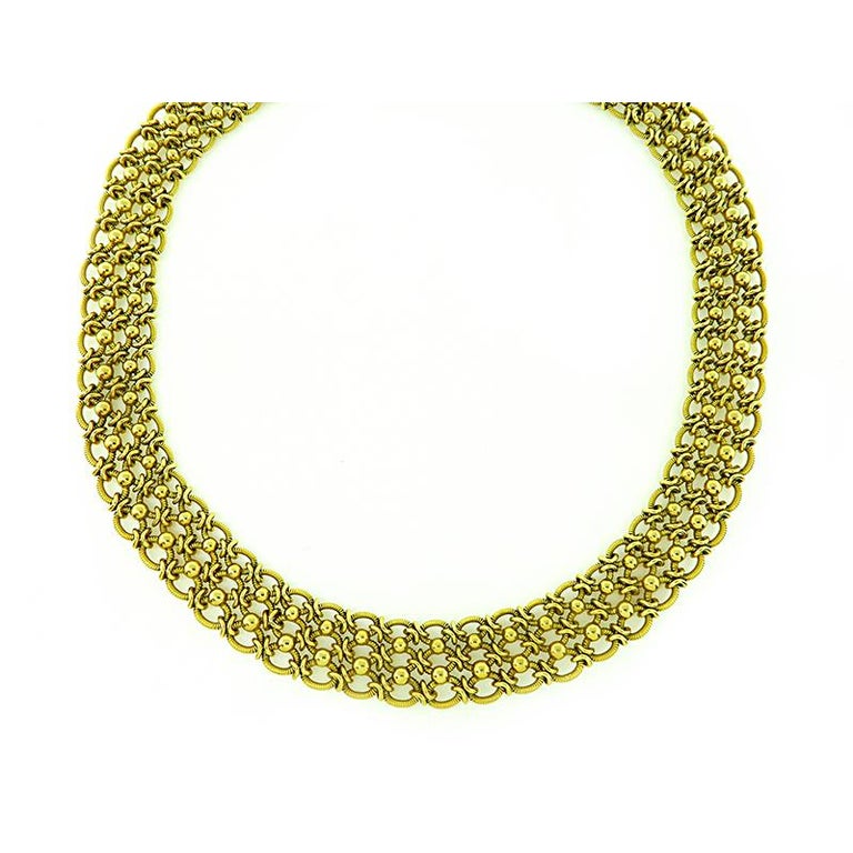 Gold Chain Link Necklace For Sale at 1stDibs