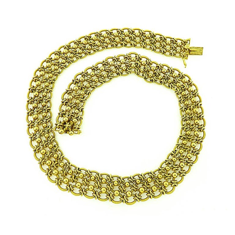 Gold Chain Link Necklace For Sale at 1stDibs