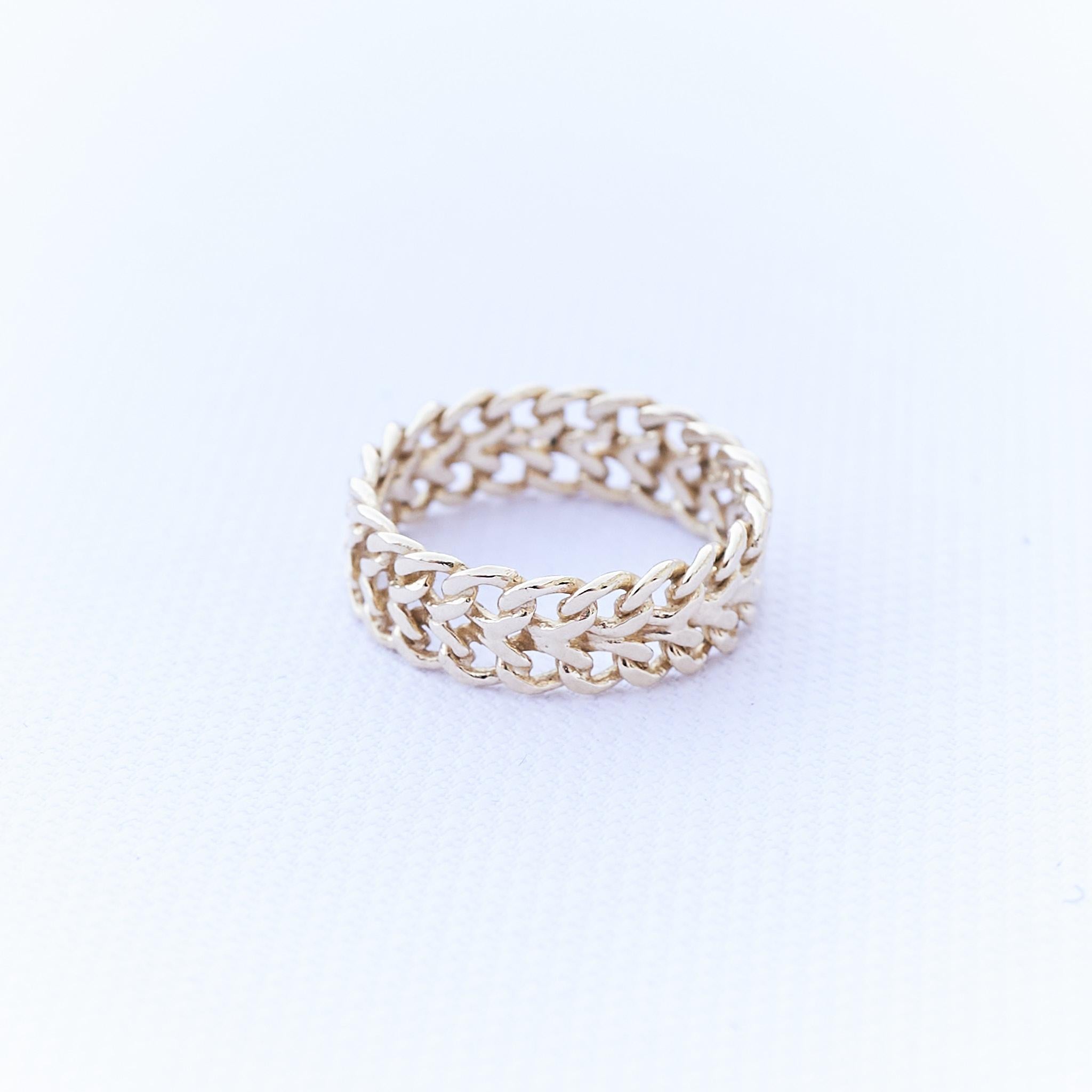 Contemporary Gold Chain Ring Unisex J Dauphin For Sale