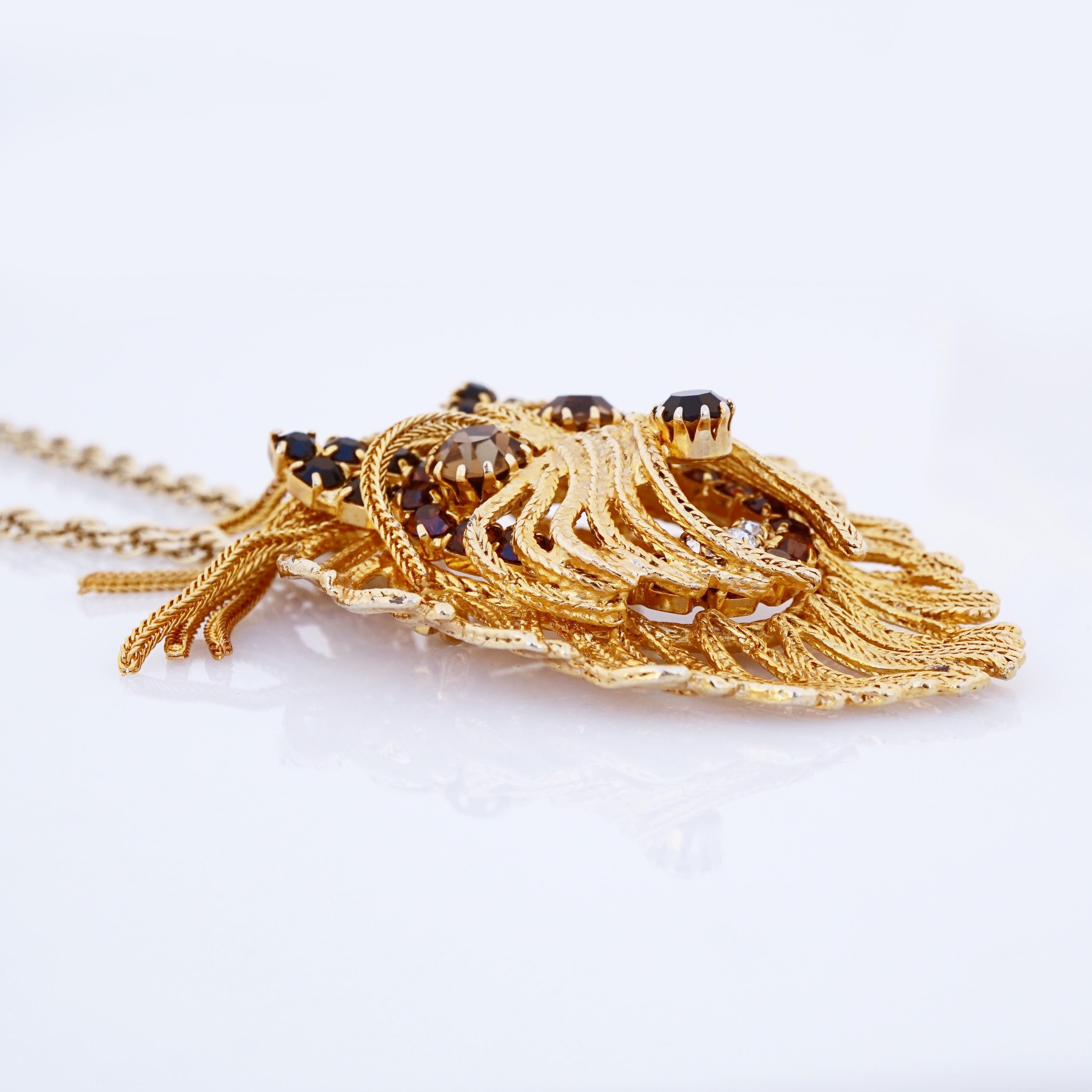 Modern Gold Chain Shaggy Dog Pendant Necklace By Dominique, 1960s For Sale