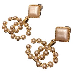 Gold Chanel Custom Faux Pearl CC Logo Dangle Clip Earrings, 1989 / 1991