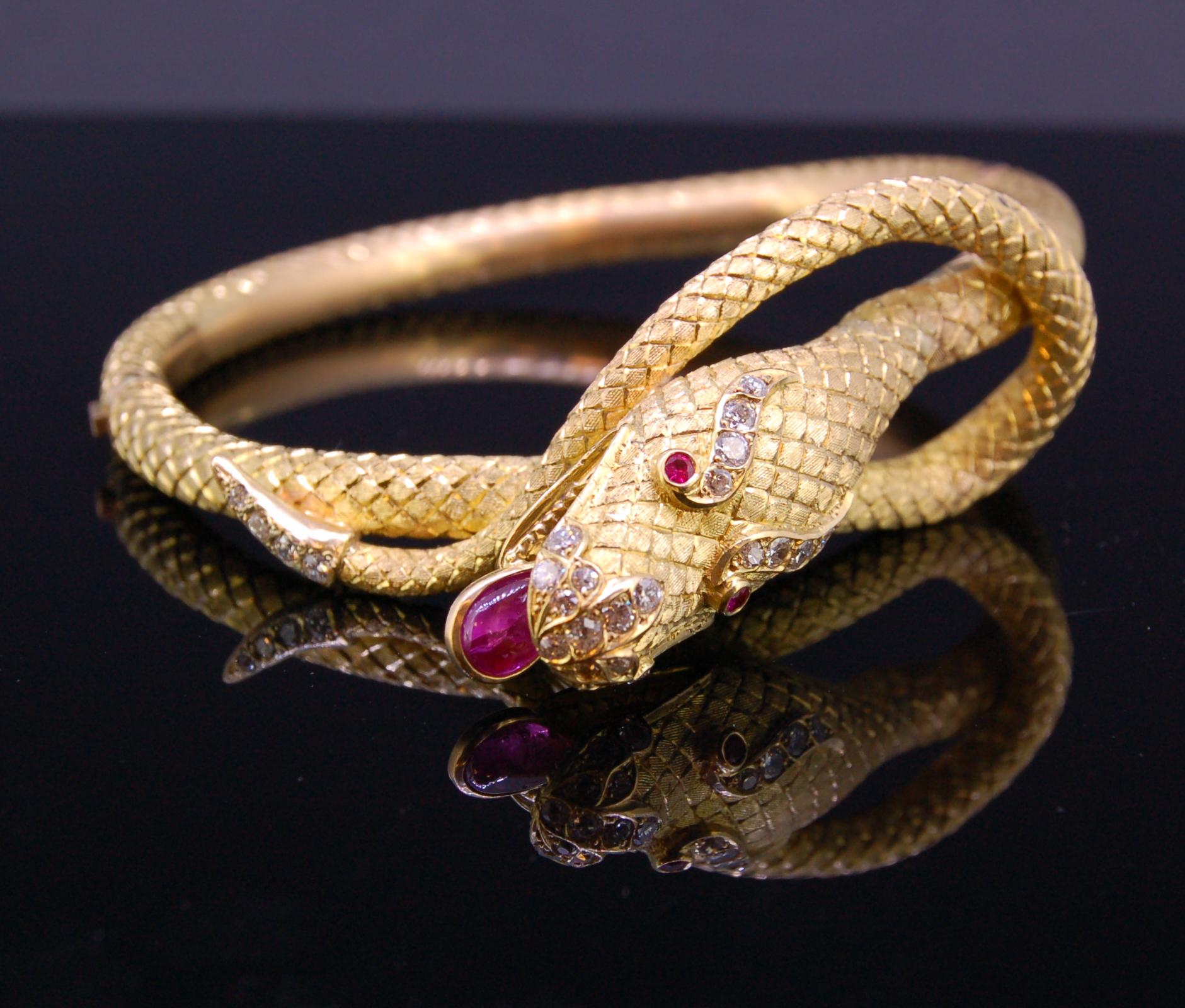 chinese dragon bracelet gold