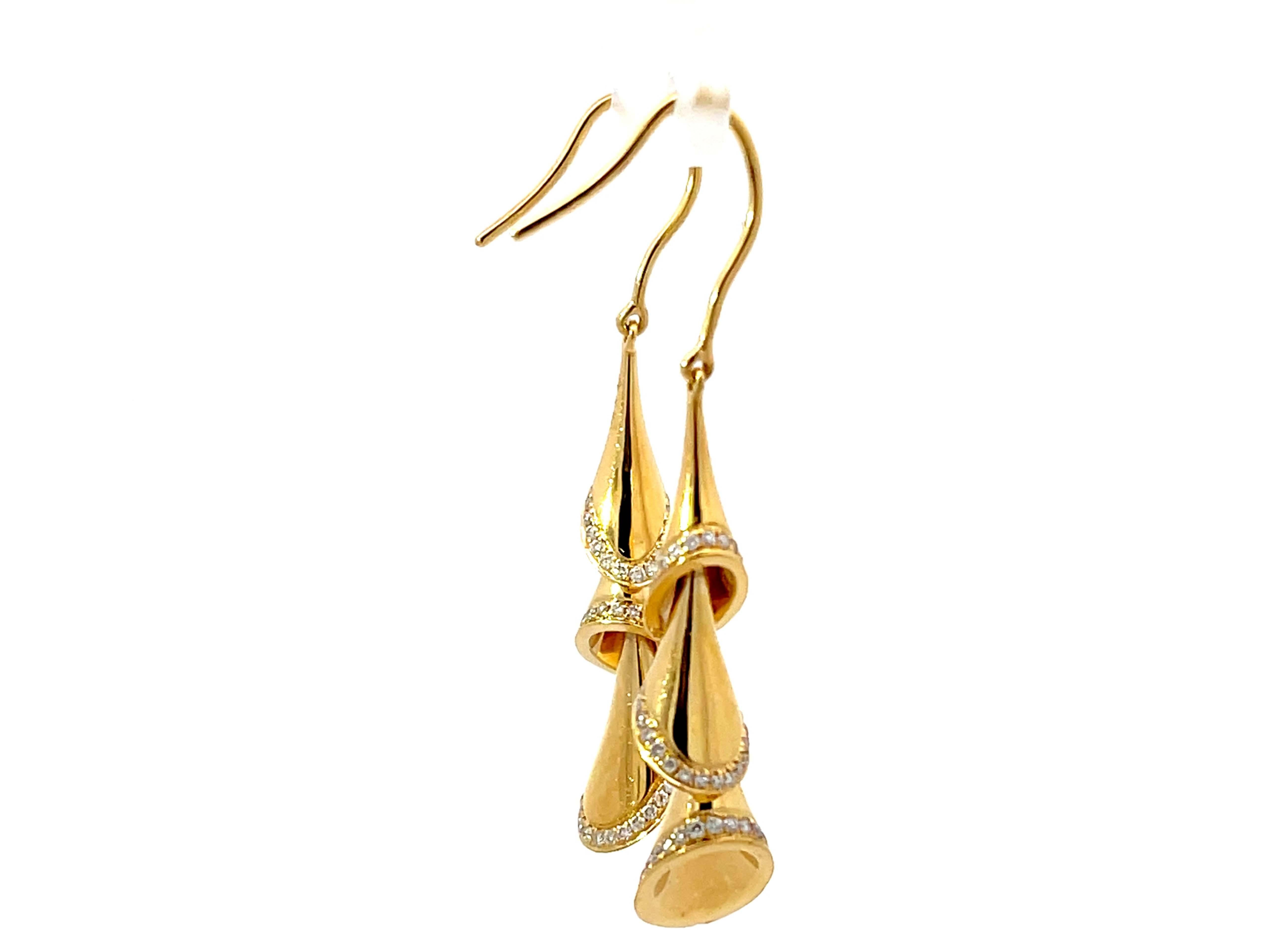 Gold Christmas Tree Diamond Earrings 18K Yellow Gold In New Condition For Sale In Honolulu, HI