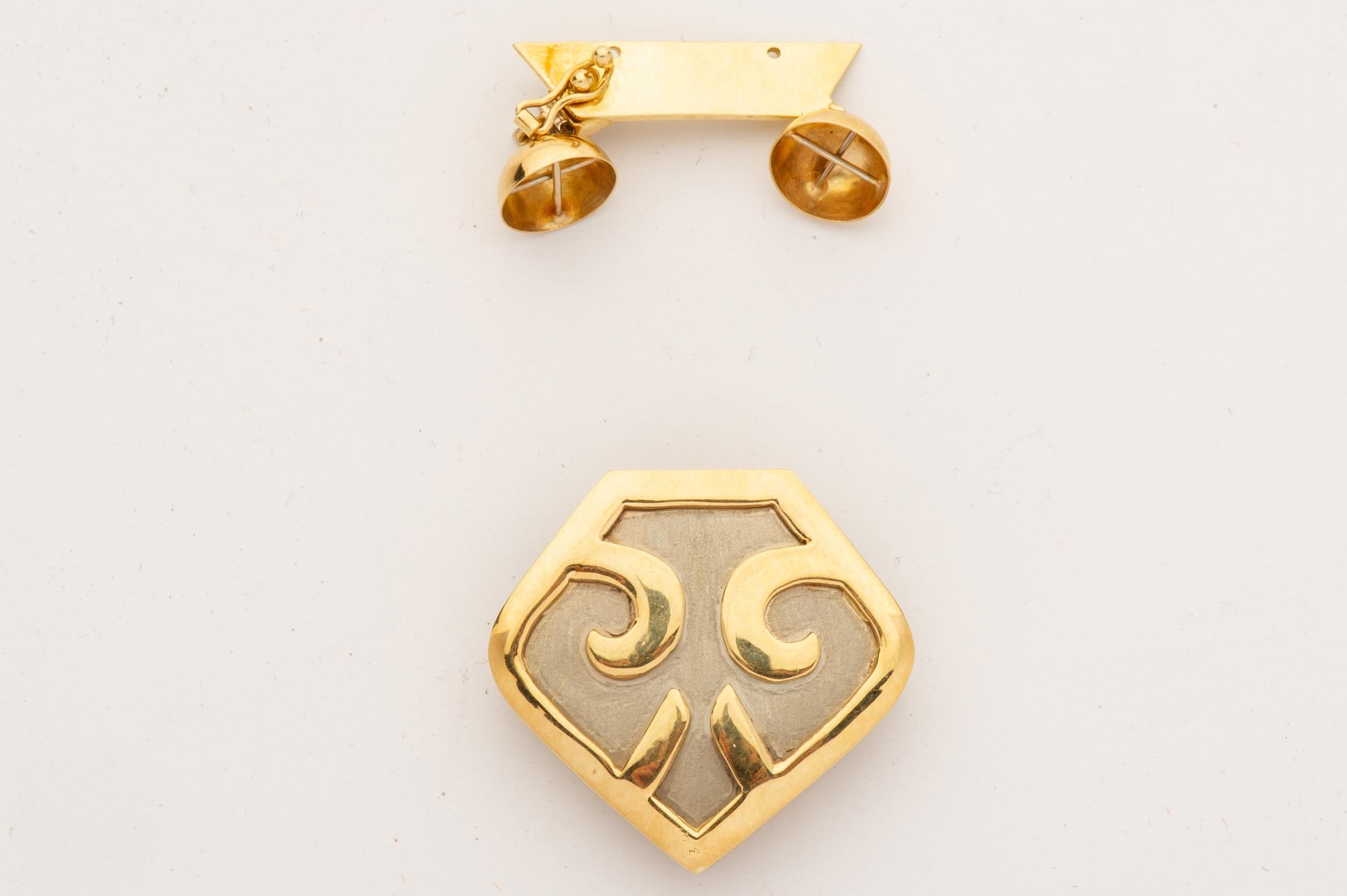G/414 - Fermoir en or italien pour collier avec symbole de tapis caucasiens : pièce unique spécialement réalisée à Valenza, la célèbre 