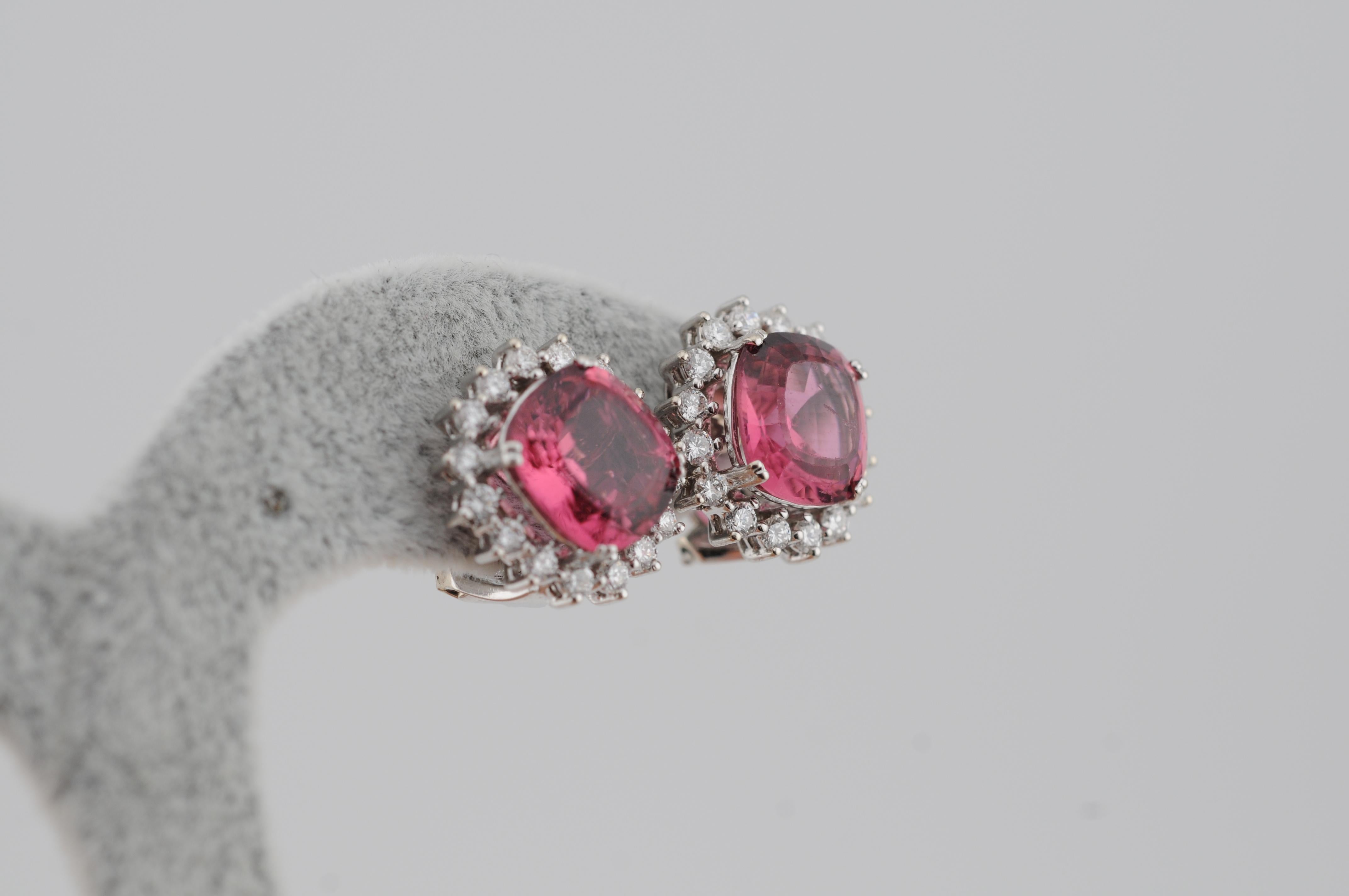 Pendientes de clip de oro con turmalinas rosas de 6 ct y diamantes de oro blanco de 18k en venta 5