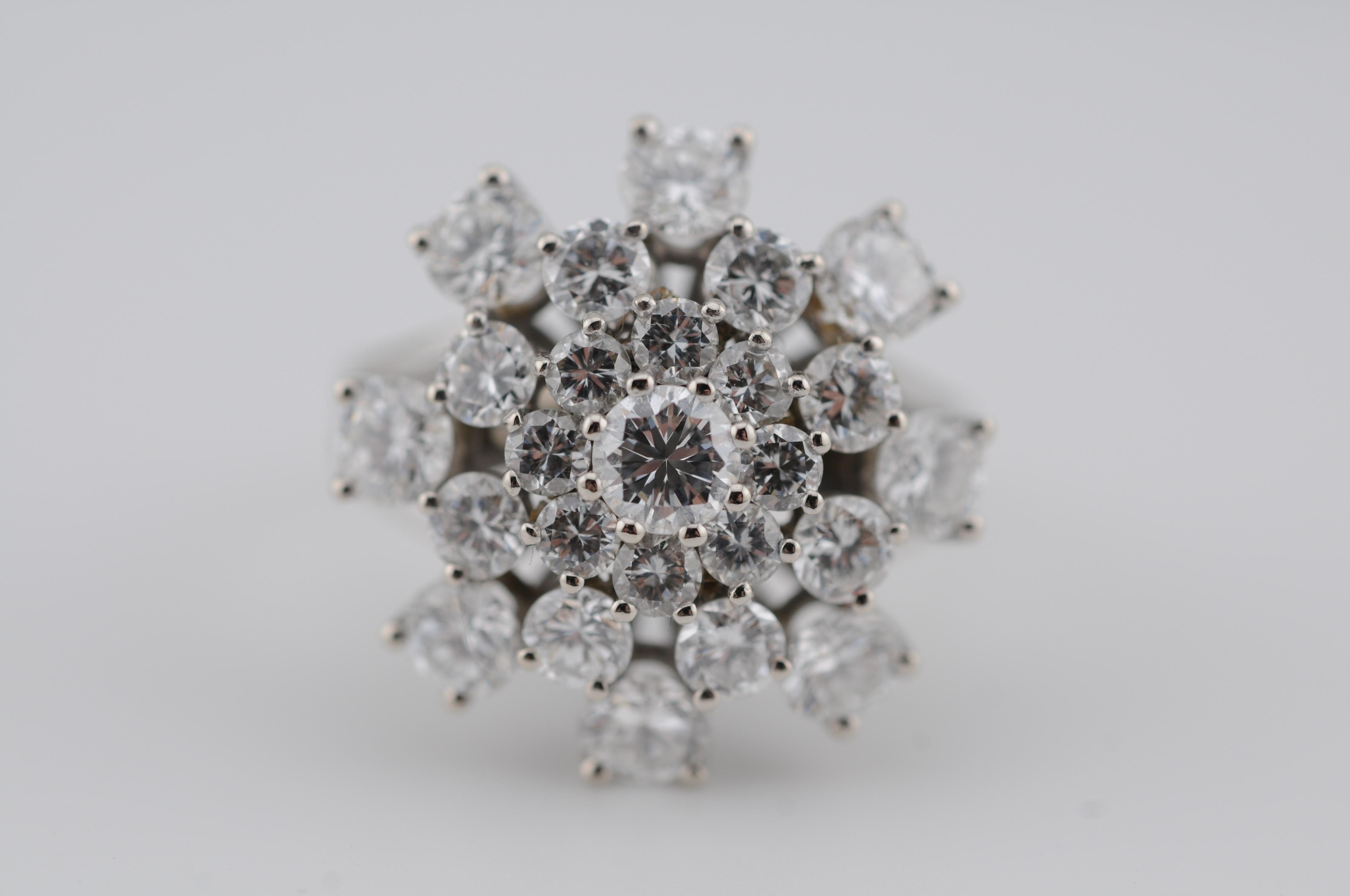 Aesthetic Movement Gold Cluster Ring with Diamonds – Total 3.1ct with 14k whitegold For Sale