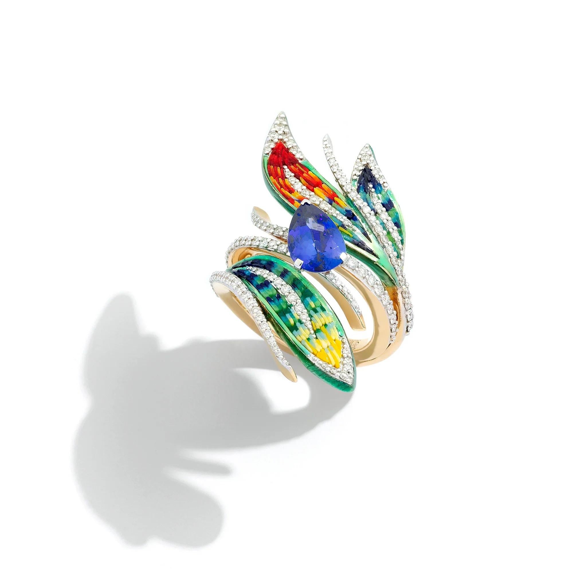 Taglio misto Gold Cocktail Ring with White Diamonds, Tanzanite and Micromosaic in vendita