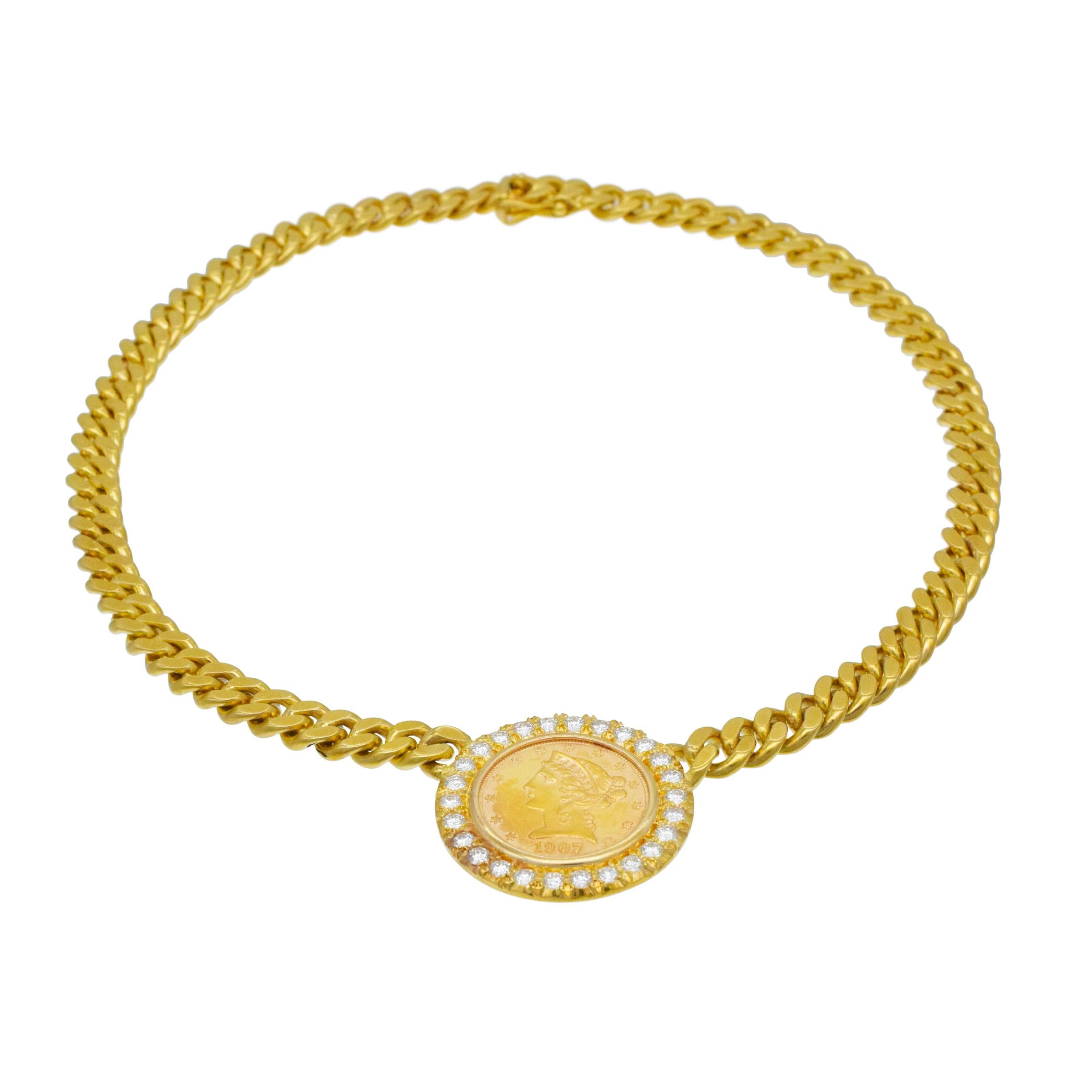Collier en or jaune 18k avec pièces de monnaie et diamants Excellent état - En vente à New York, NY